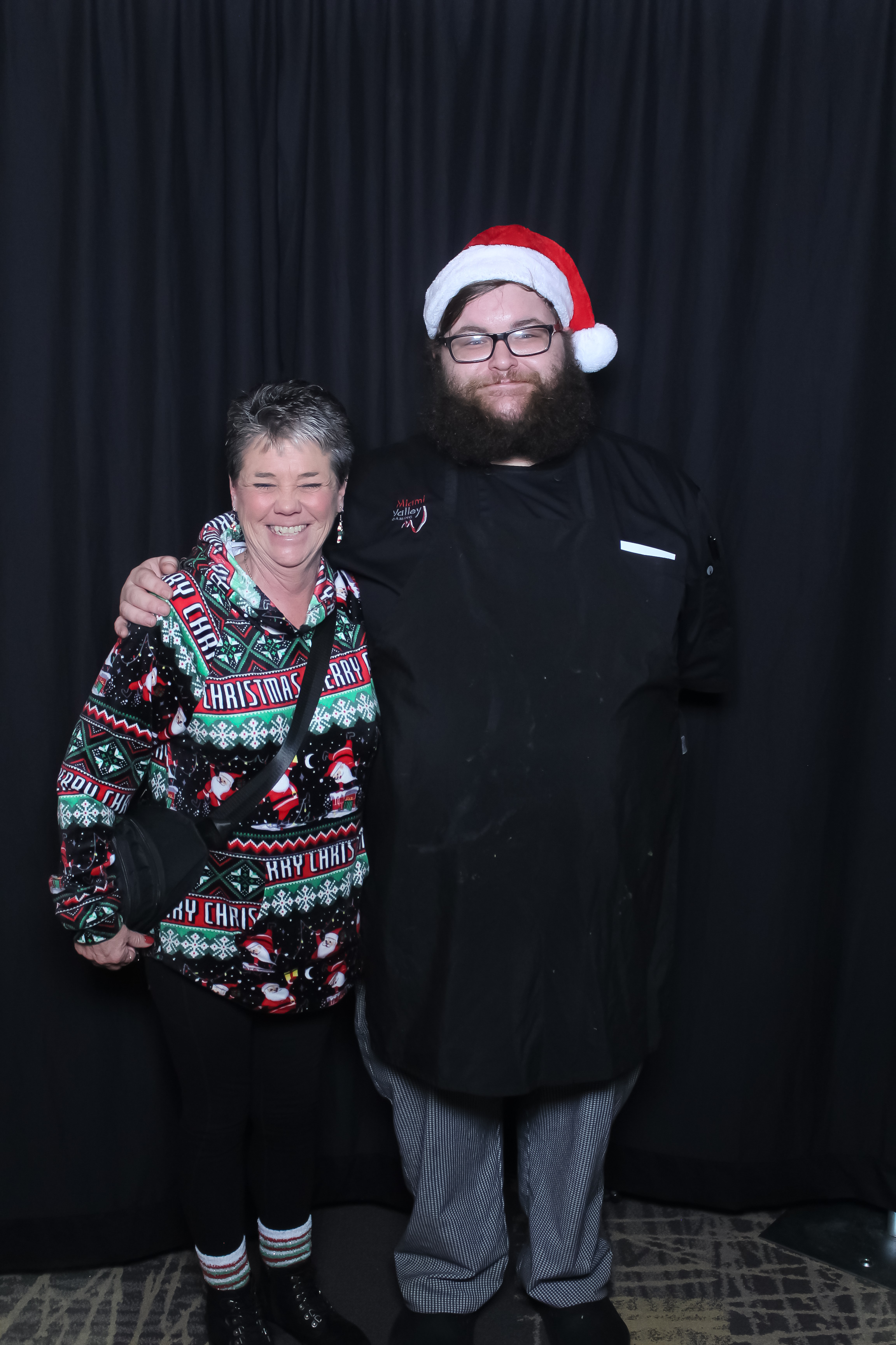 MVG Adult Holiday Party | View more photos from the event at gallery.photoboothcincy.com/u/PhotoBoothCincy/MVG-Adult-Holiday-Party