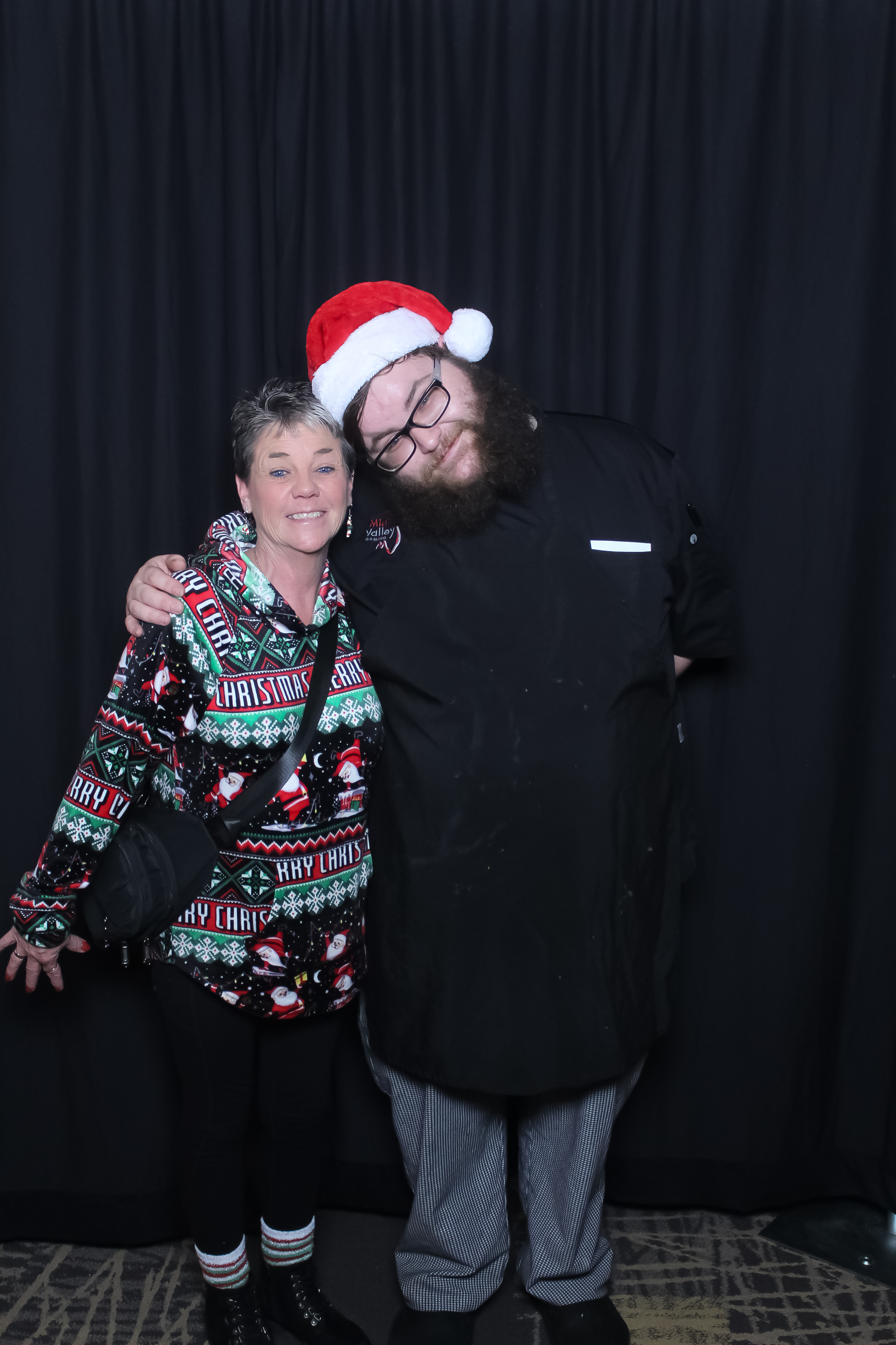 MVG Adult Holiday Party | View more photos from the event at gallery.photoboothcincy.com/u/PhotoBoothCincy/MVG-Adult-Holiday-Party