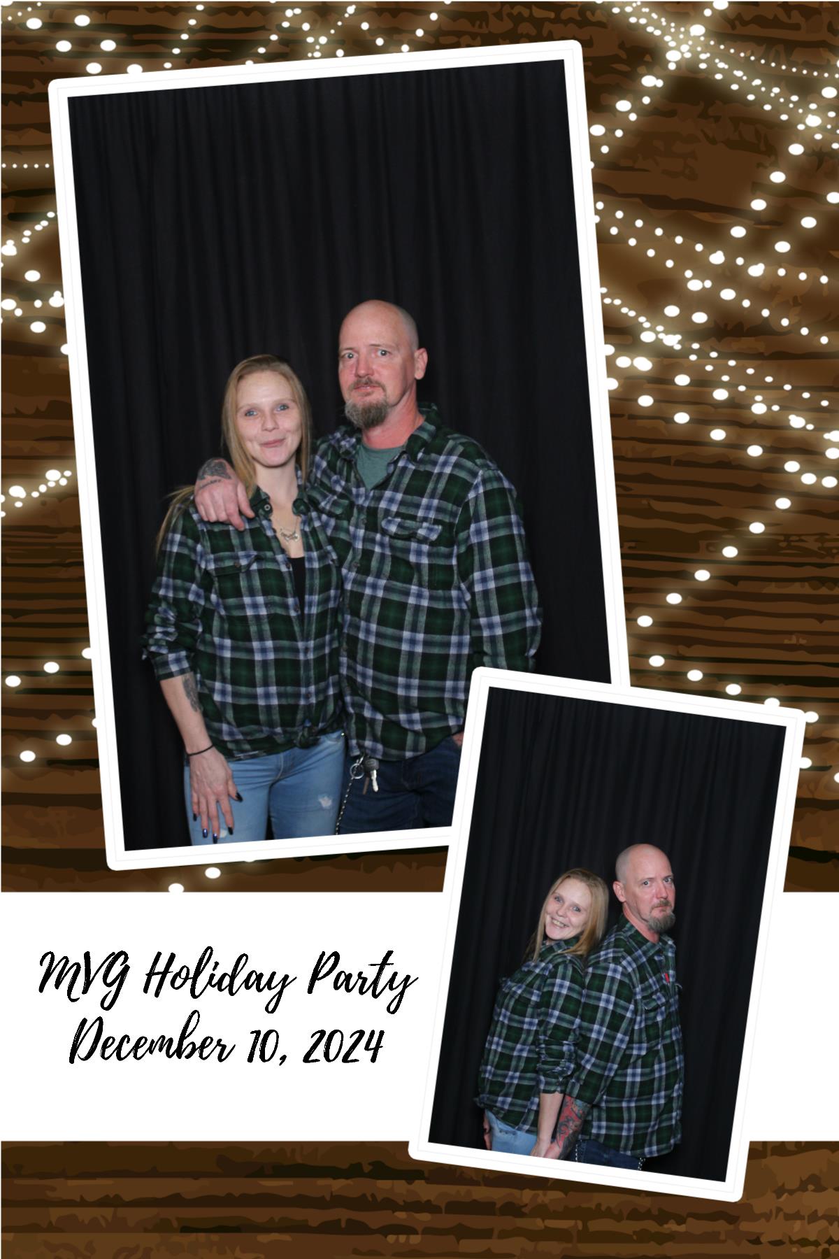 MVG Adult Holiday Party | View more photos from the event at gallery.photoboothcincy.com/u/PhotoBoothCincy/MVG-Adult-Holiday-Party