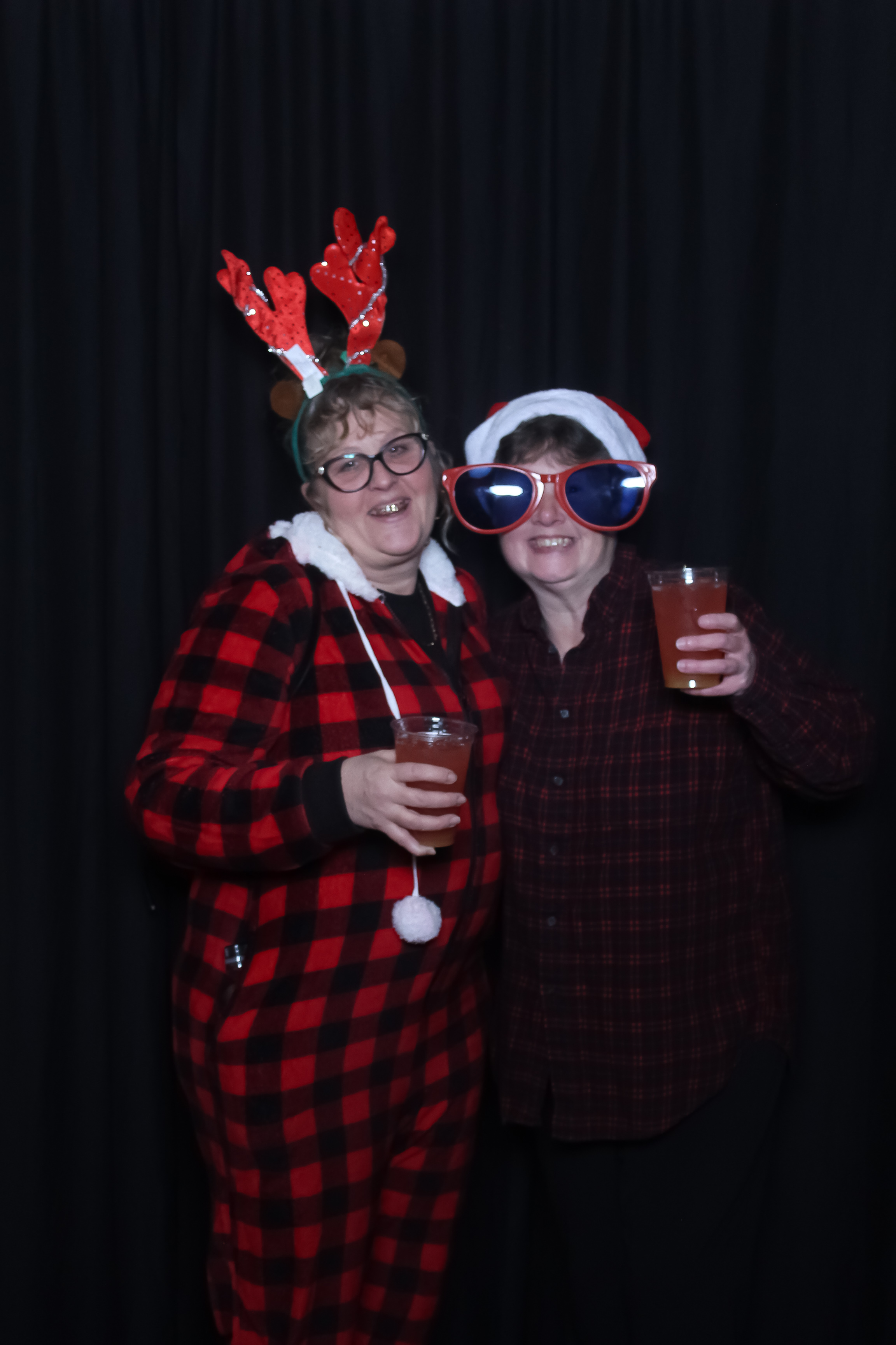 MVG Adult Holiday Party | View more photos from the event at gallery.photoboothcincy.com/u/PhotoBoothCincy/MVG-Adult-Holiday-Party