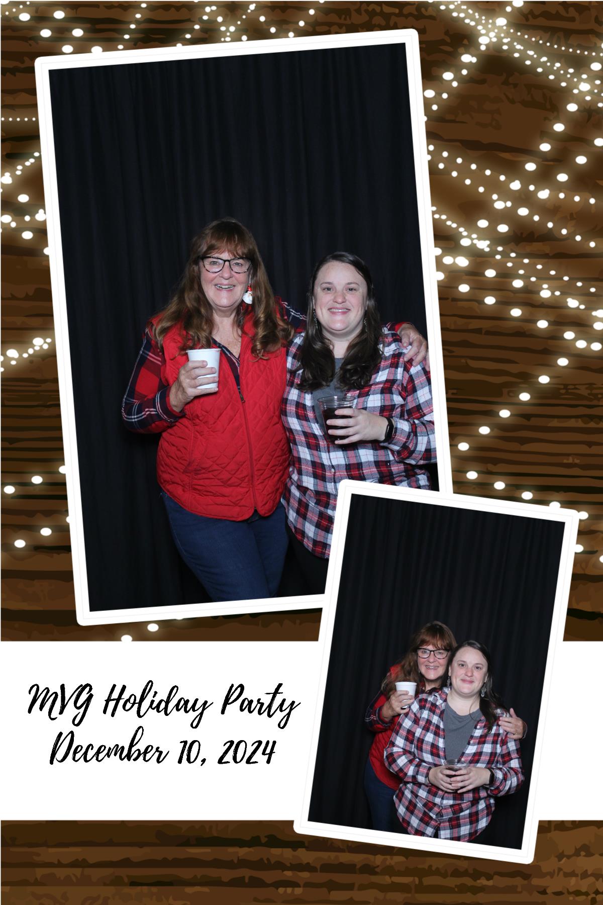 MVG Adult Holiday Party | View more photos from the event at gallery.photoboothcincy.com/u/PhotoBoothCincy/MVG-Adult-Holiday-Party