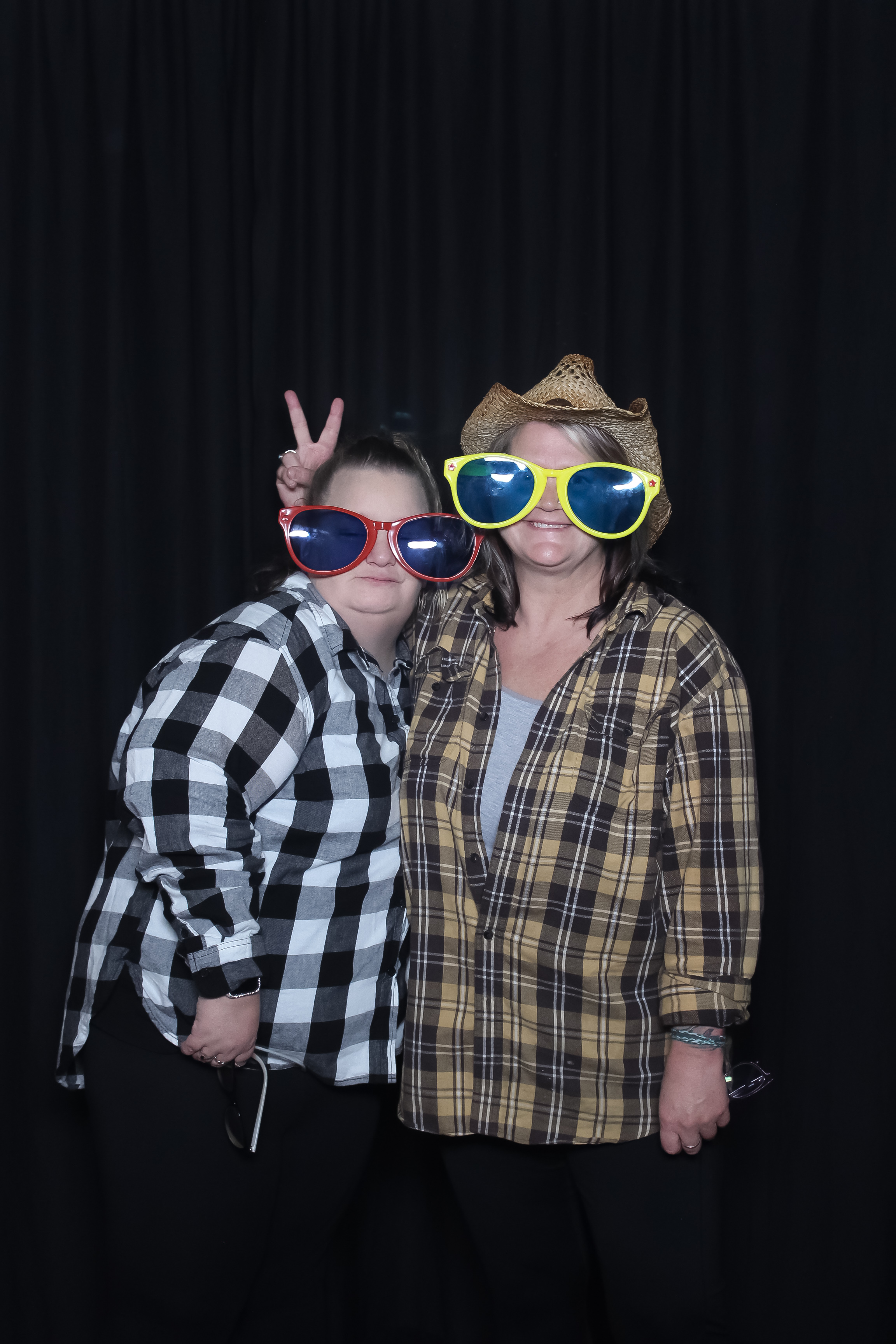 MVG Adult Holiday Party | View more photos from the event at gallery.photoboothcincy.com/u/PhotoBoothCincy/MVG-Adult-Holiday-Party