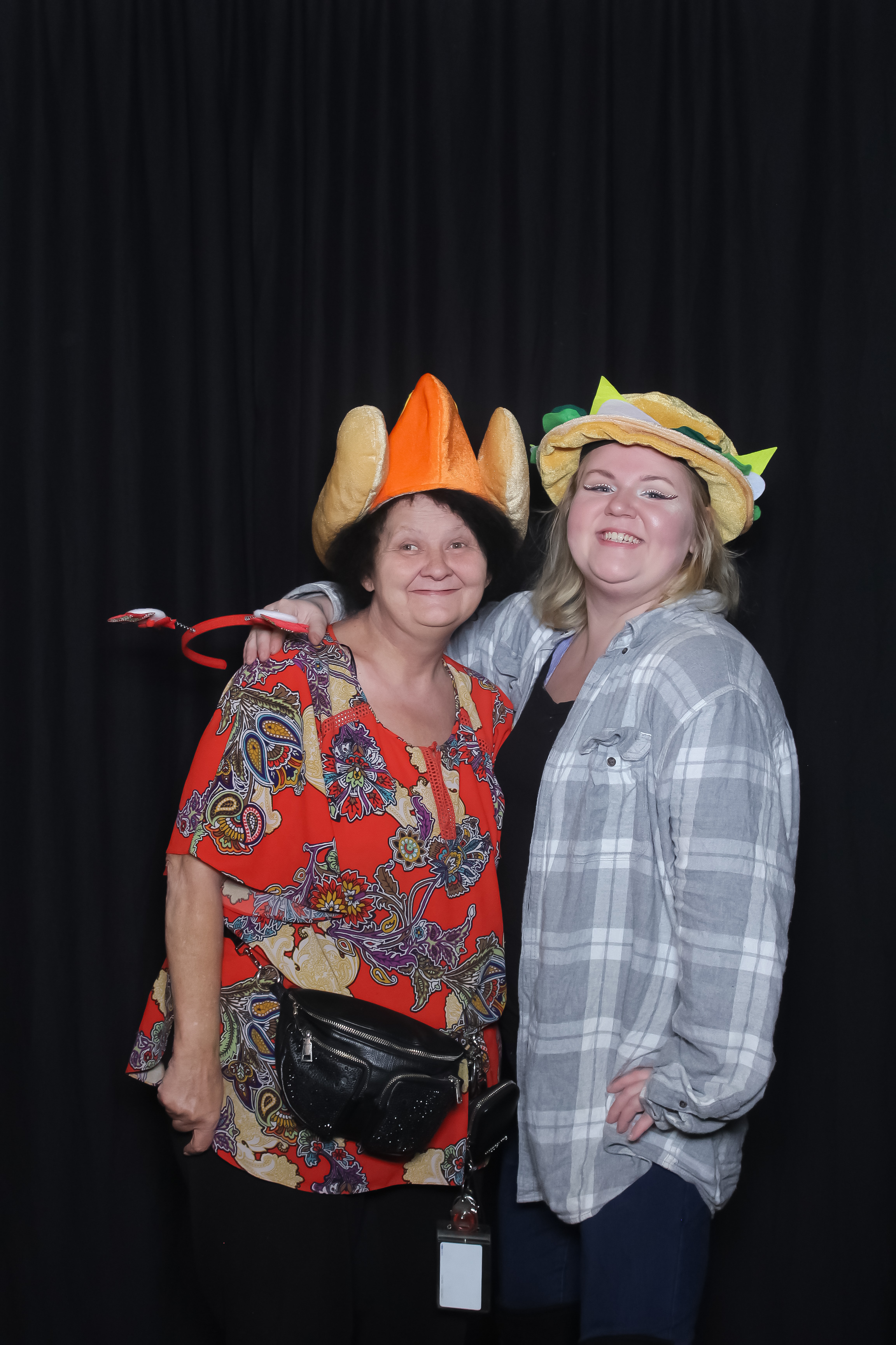 MVG Adult Holiday Party | View more photos from the event at gallery.photoboothcincy.com/u/PhotoBoothCincy/MVG-Adult-Holiday-Party