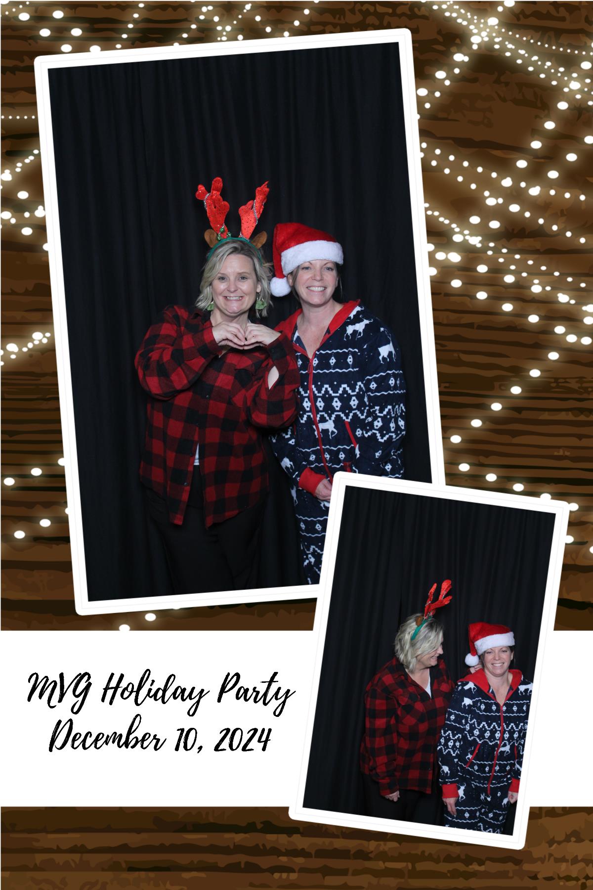 MVG Adult Holiday Party | View more photos from the event at gallery.photoboothcincy.com/u/PhotoBoothCincy/MVG-Adult-Holiday-Party