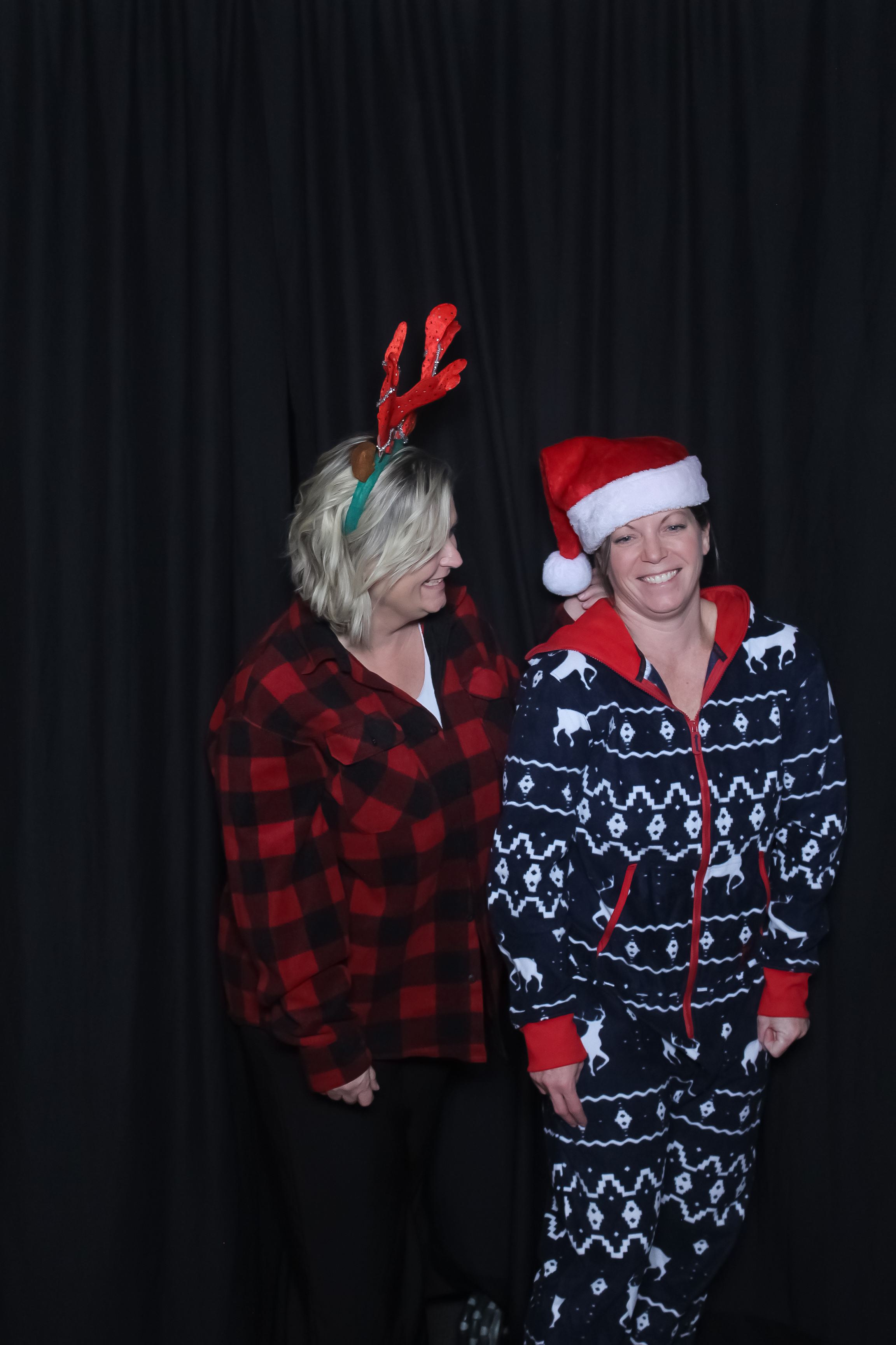 MVG Adult Holiday Party | View more photos from the event at gallery.photoboothcincy.com/u/PhotoBoothCincy/MVG-Adult-Holiday-Party