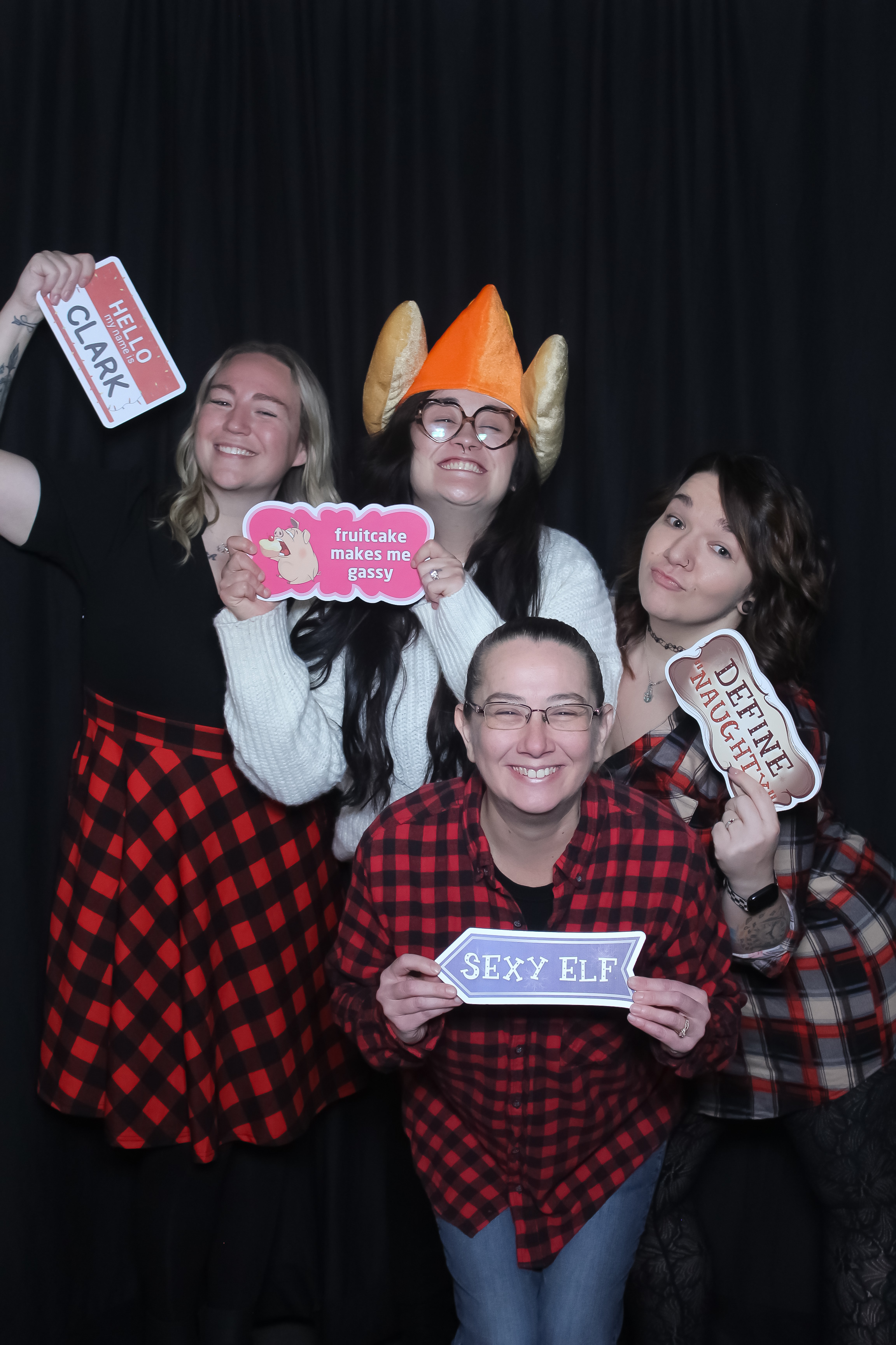 MVG Adult Holiday Party | View more photos from the event at gallery.photoboothcincy.com/u/PhotoBoothCincy/MVG-Adult-Holiday-Party
