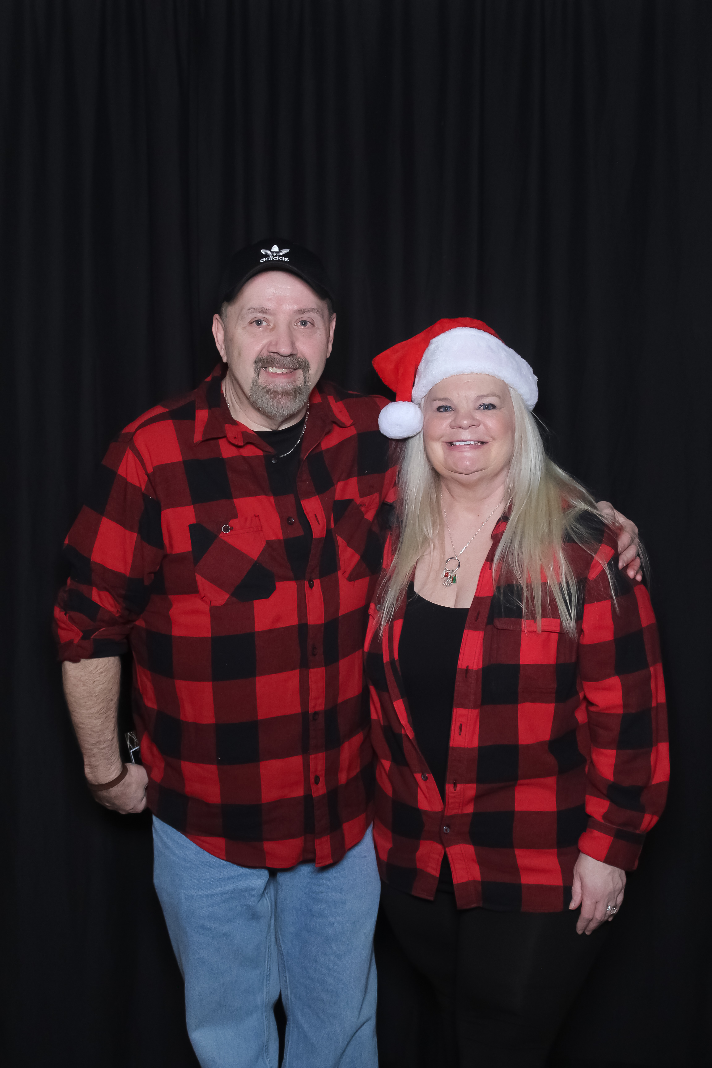 MVG Adult Holiday Party | View more photos from the event at gallery.photoboothcincy.com/u/PhotoBoothCincy/MVG-Adult-Holiday-Party