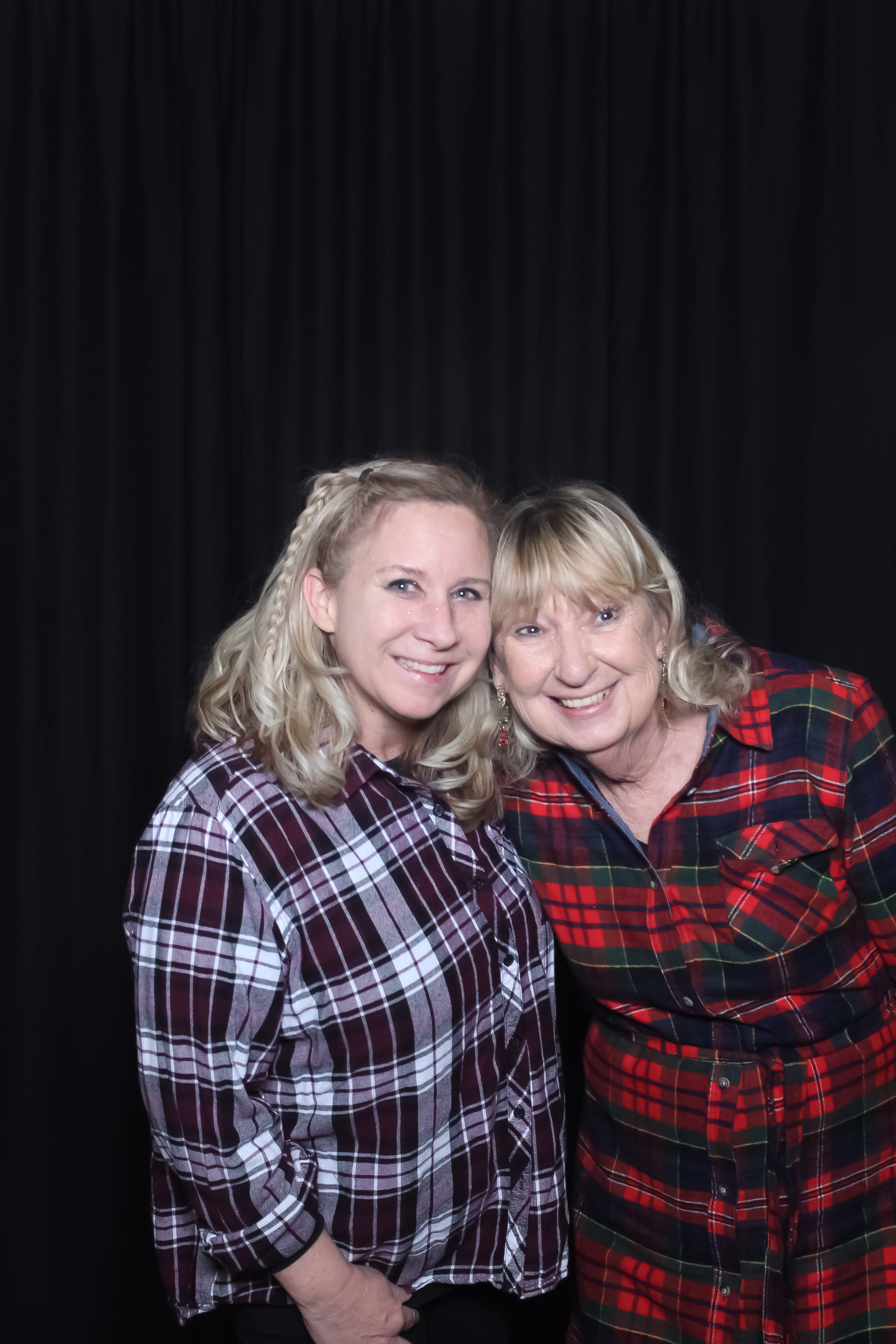 MVG Adult Holiday Party | View more photos from the event at gallery.photoboothcincy.com/u/PhotoBoothCincy/MVG-Adult-Holiday-Party