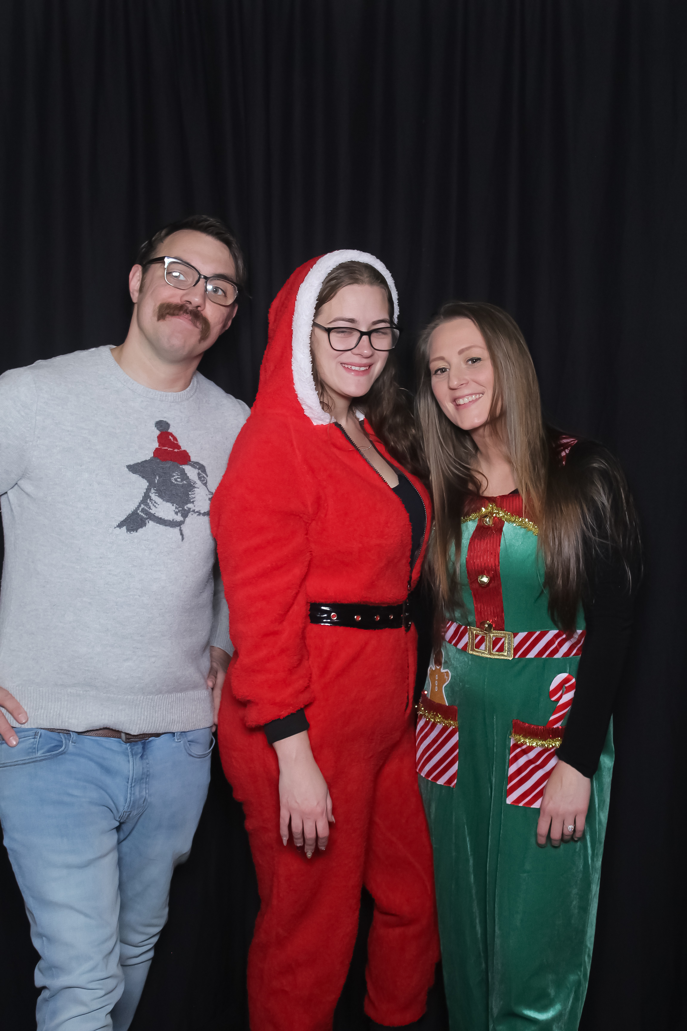 MVG Adult Holiday Party | View more photos from the event at gallery.photoboothcincy.com/u/PhotoBoothCincy/MVG-Adult-Holiday-Party