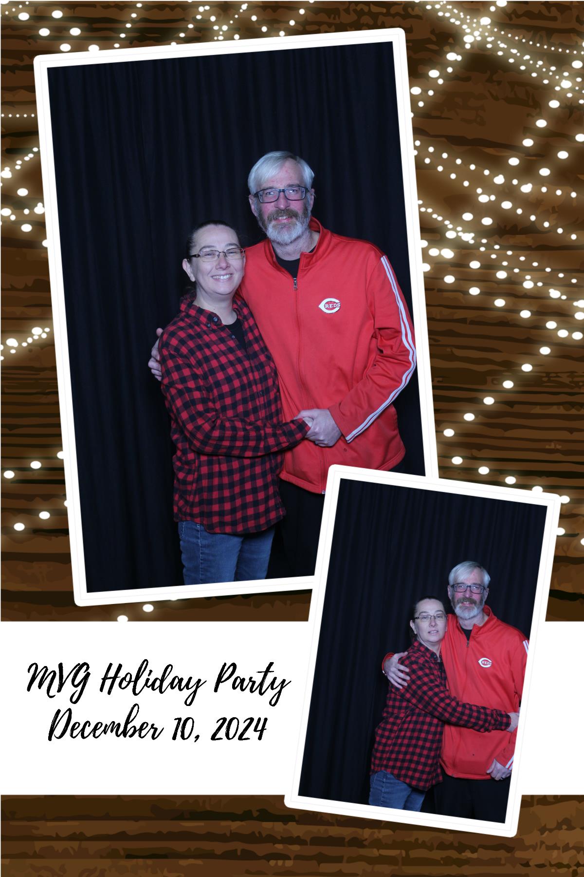 MVG Adult Holiday Party | View more photos from the event at gallery.photoboothcincy.com/u/PhotoBoothCincy/MVG-Adult-Holiday-Party