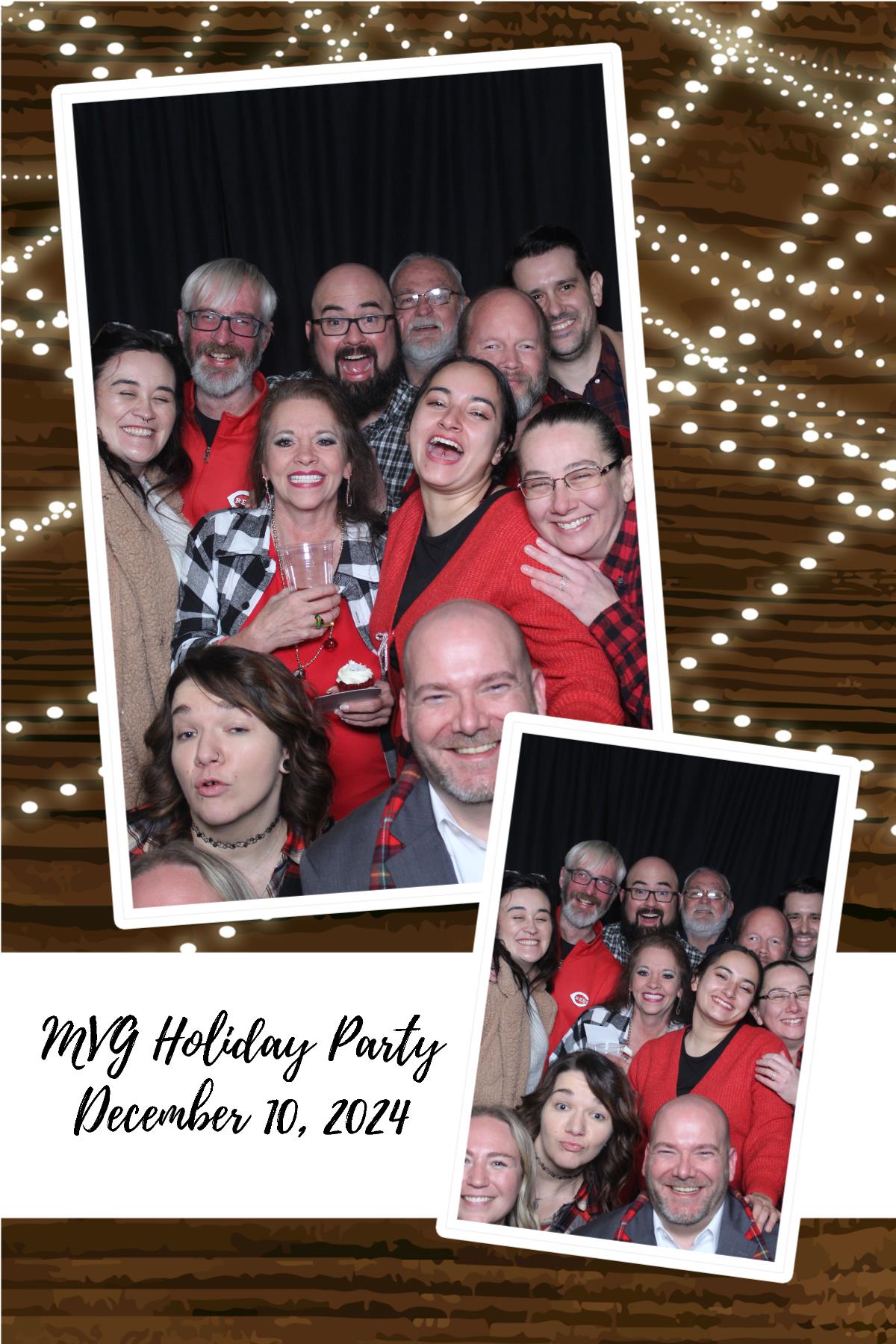 MVG Adult Holiday Party | View more photos from the event at gallery.photoboothcincy.com/u/PhotoBoothCincy/MVG-Adult-Holiday-Party