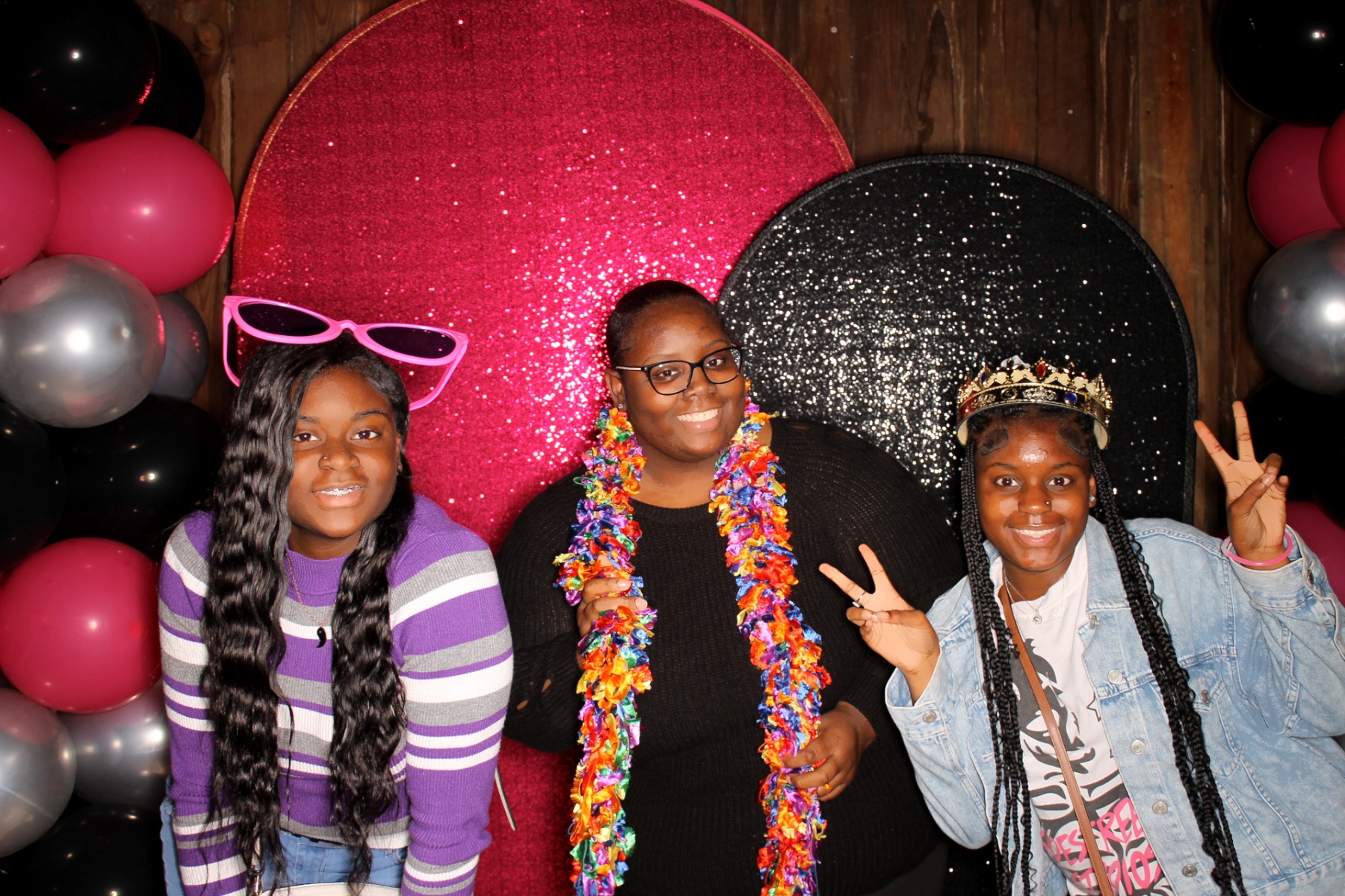 Maddy's Sweet 16!! | View more photos from the event at gallery.photoboothcincy.com/u/PhotoBoothCincy/Maddys-Sweet-16