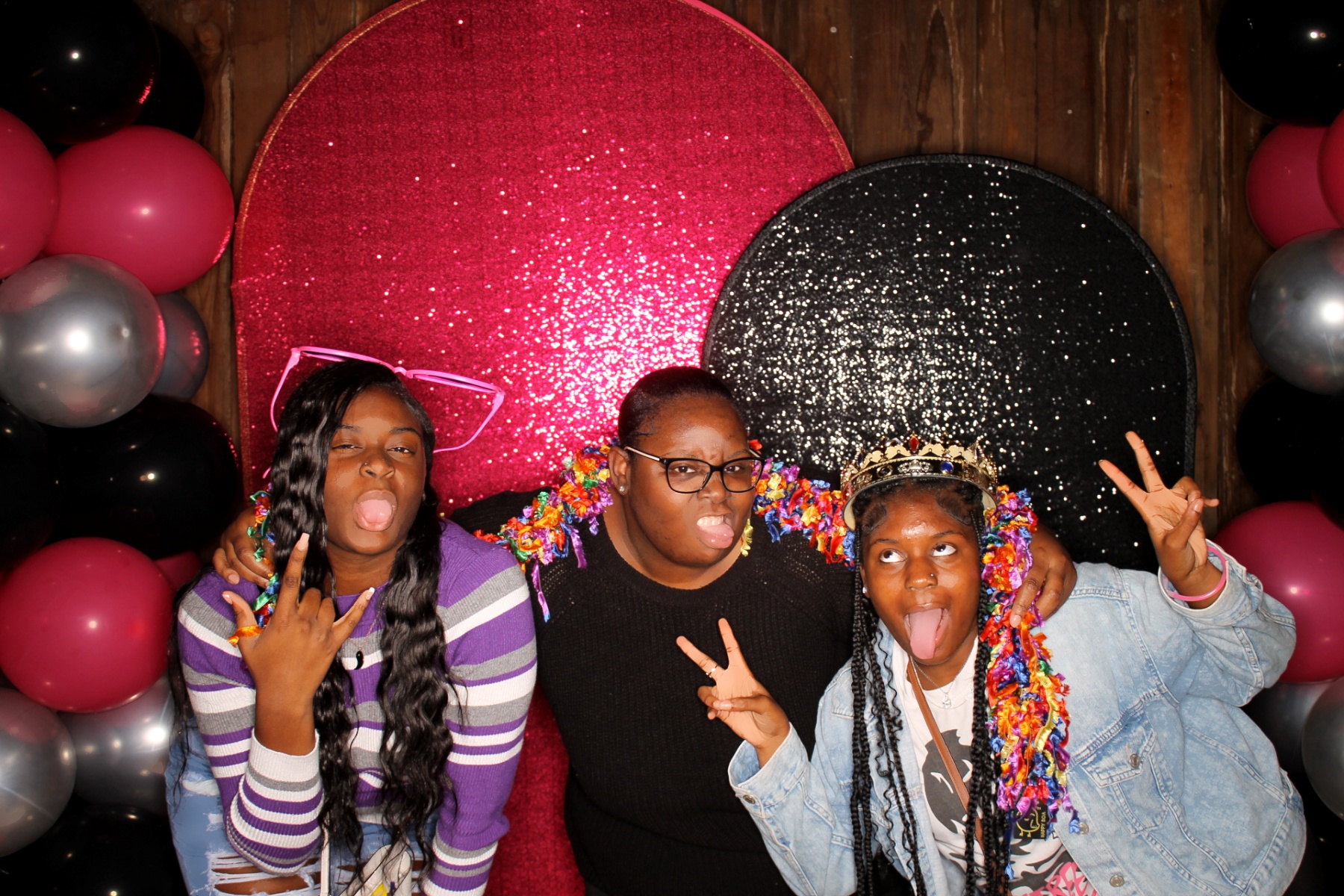 Maddy's Sweet 16!! | View more photos from the event at gallery.photoboothcincy.com/u/PhotoBoothCincy/Maddys-Sweet-16