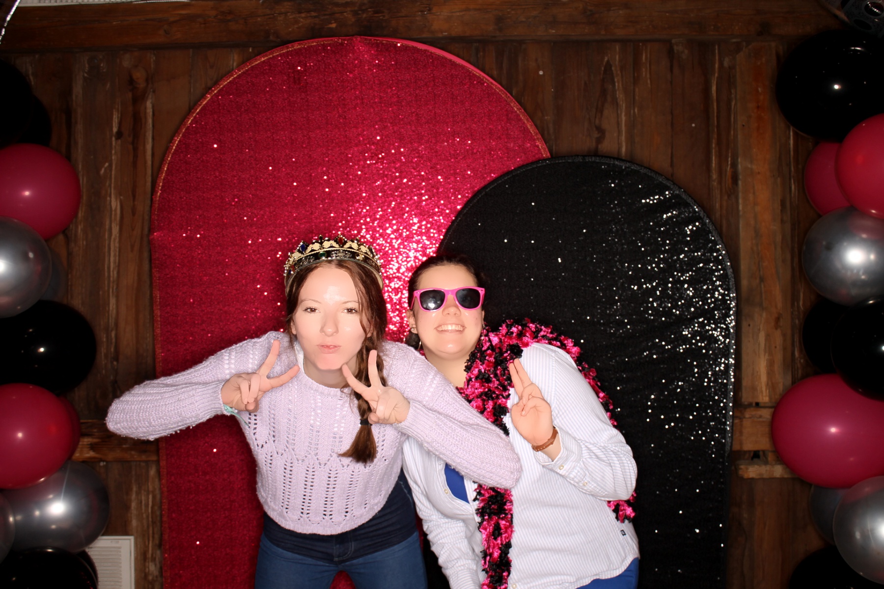 Maddy's Sweet 16!! | View more photos from the event at gallery.photoboothcincy.com/u/PhotoBoothCincy/Maddys-Sweet-16