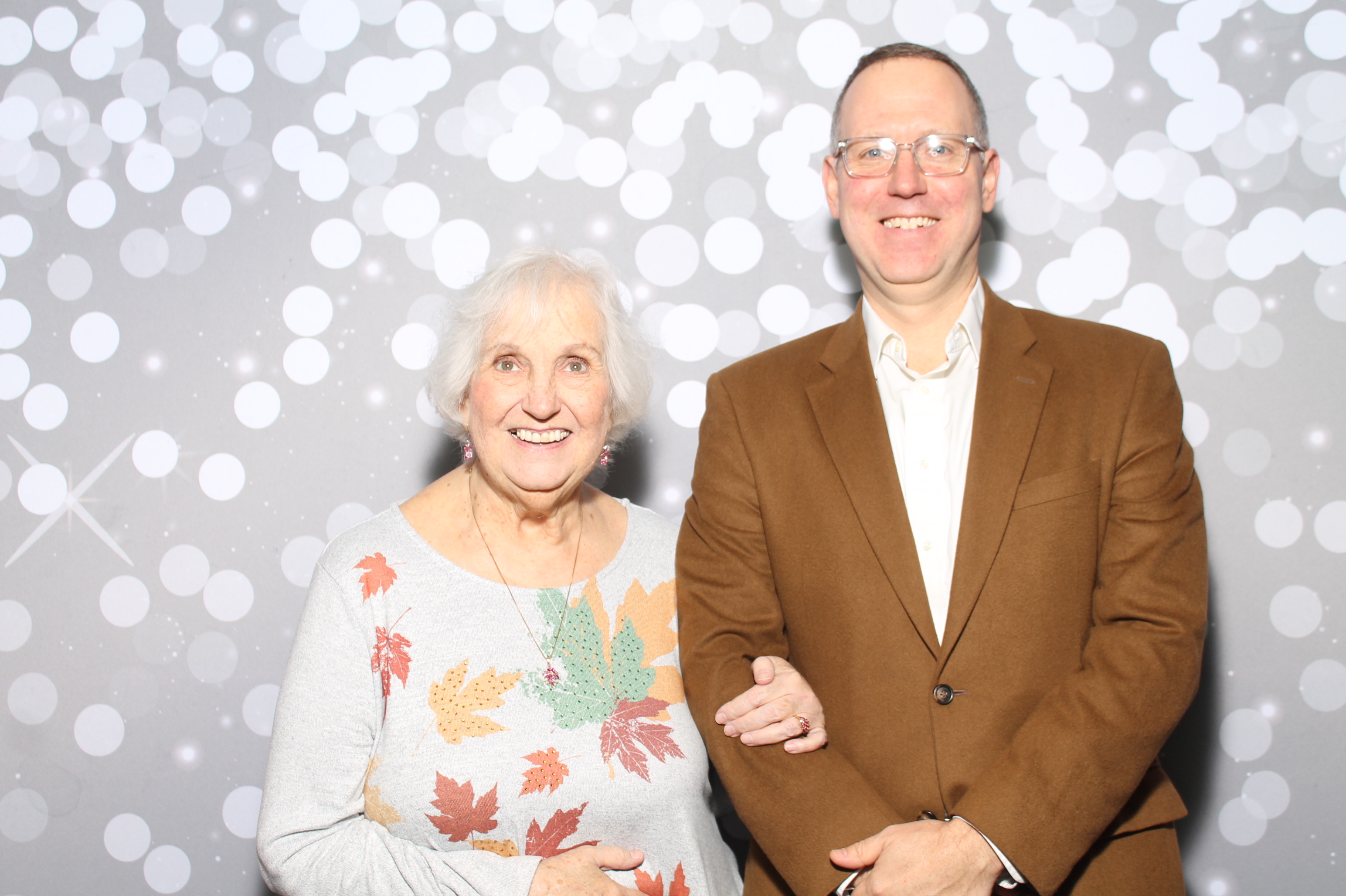 Maggie Keller Wedding Reception | View more photos from the event at gallery.photoboothcincy.com/u/PhotoBoothCincy/Maggie-Keller-Wedding-Reception