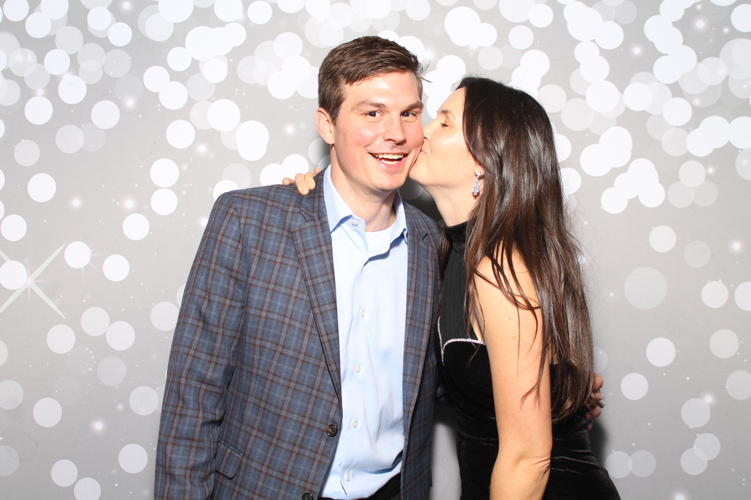 Maggie Keller Wedding Reception | View more photos from the event at gallery.photoboothcincy.com/u/PhotoBoothCincy/Maggie-Keller-Wedding-Reception