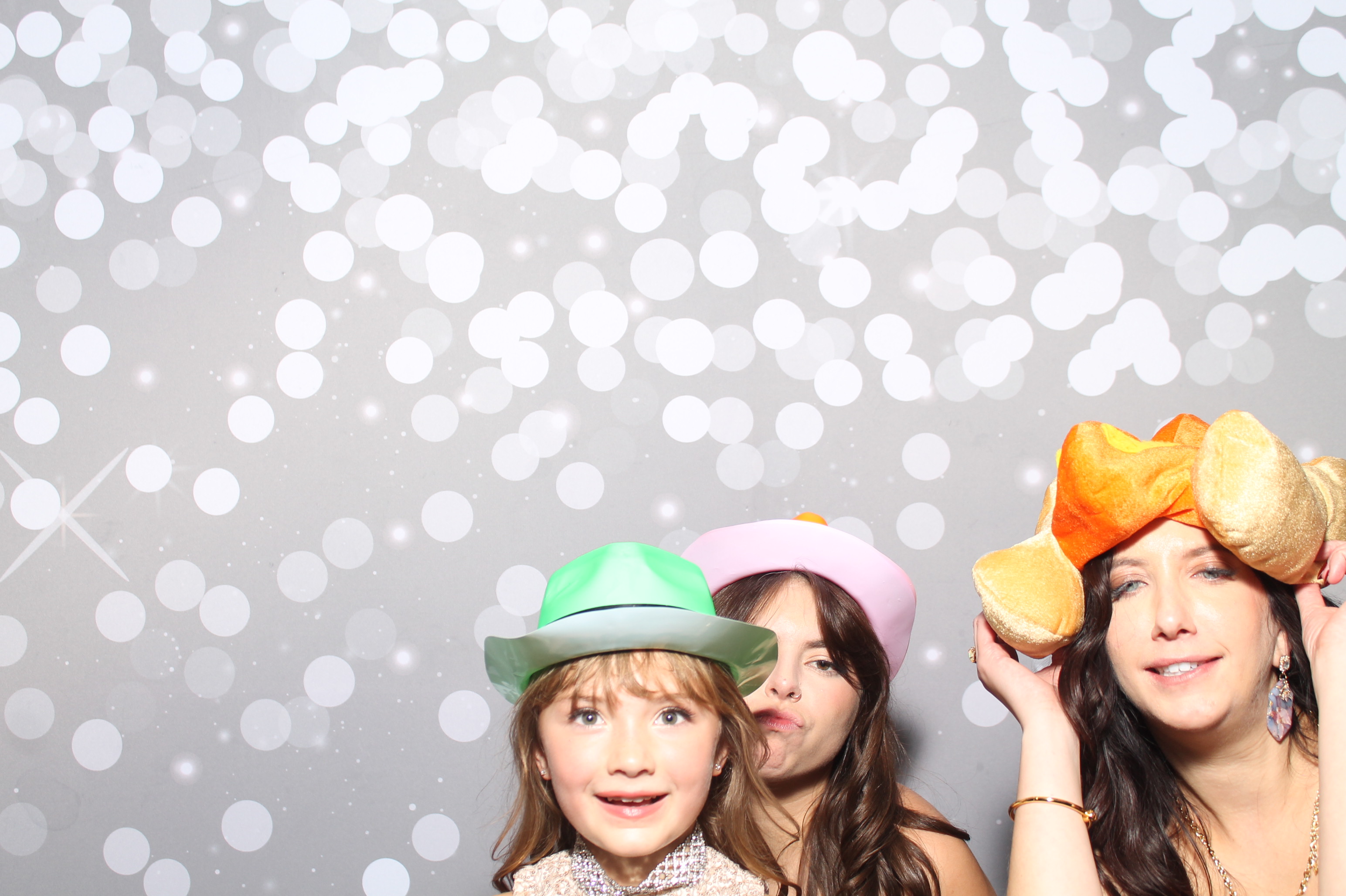 Maggie Keller Wedding Reception | View more photos from the event at gallery.photoboothcincy.com/u/PhotoBoothCincy/Maggie-Keller-Wedding-Reception