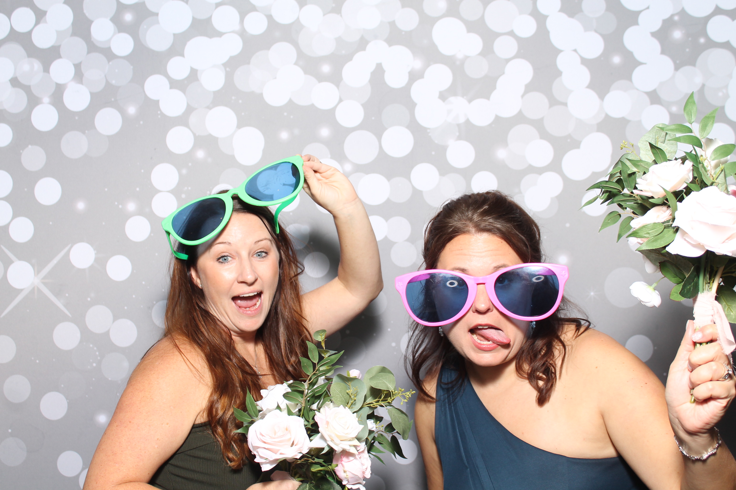 Maggie Keller Wedding Reception | View more photos from the event at gallery.photoboothcincy.com/u/PhotoBoothCincy/Maggie-Keller-Wedding-Reception