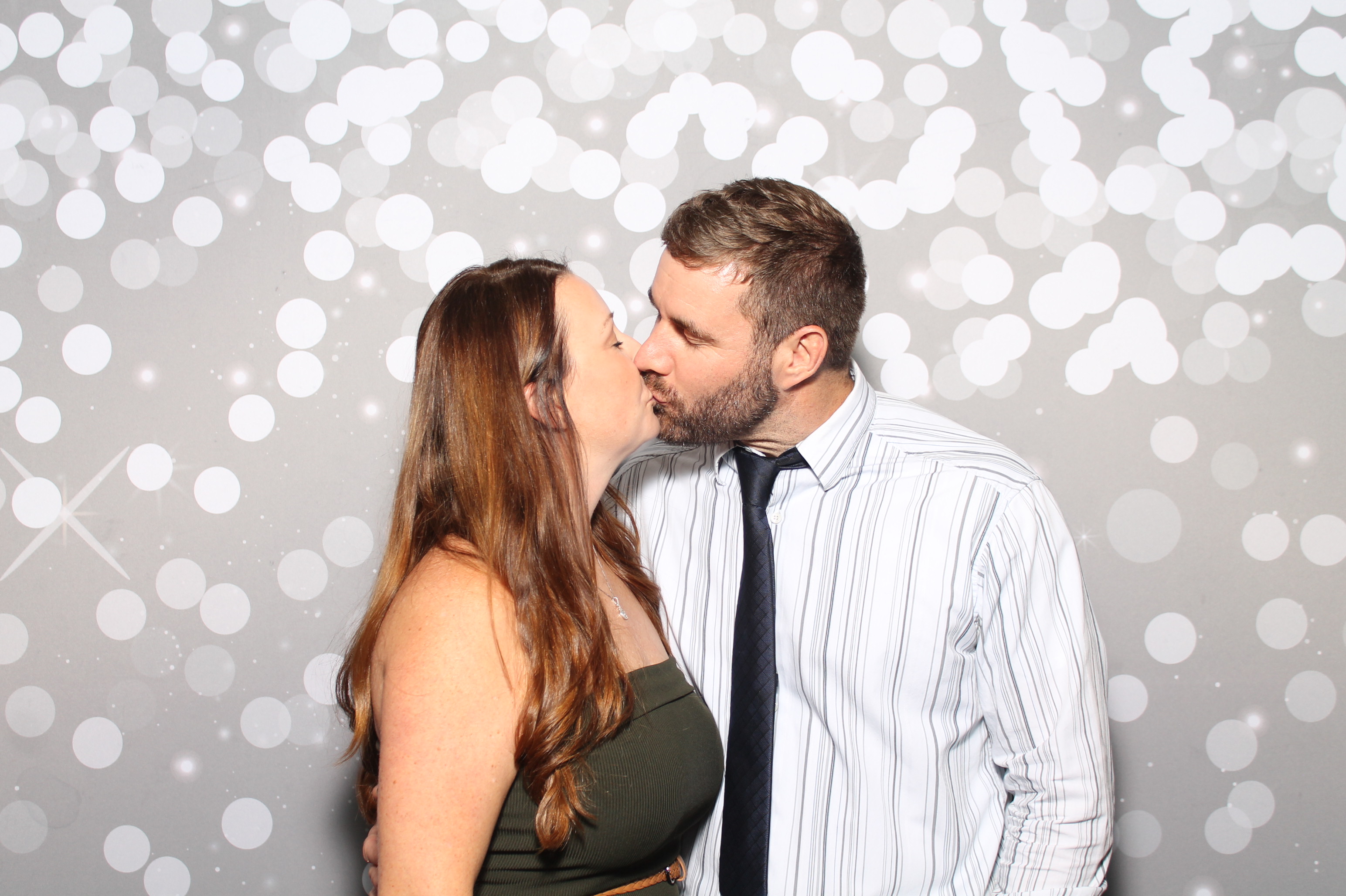 Maggie Keller Wedding Reception | View more photos from the event at gallery.photoboothcincy.com/u/PhotoBoothCincy/Maggie-Keller-Wedding-Reception