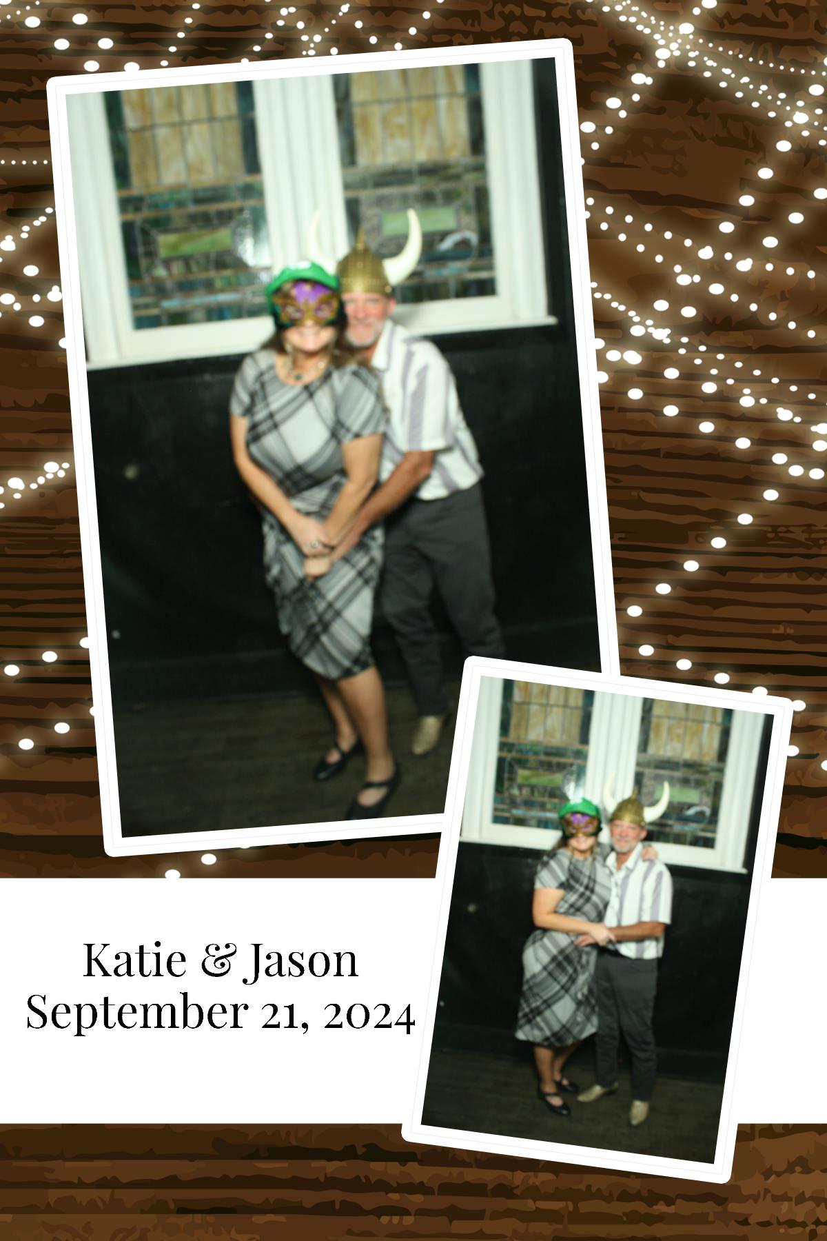 Magoon Link Wedding | View more photos from the event at gallery.photoboothcincy.com/u/PhotoBoothCincy/Magoon-Link-Wedding