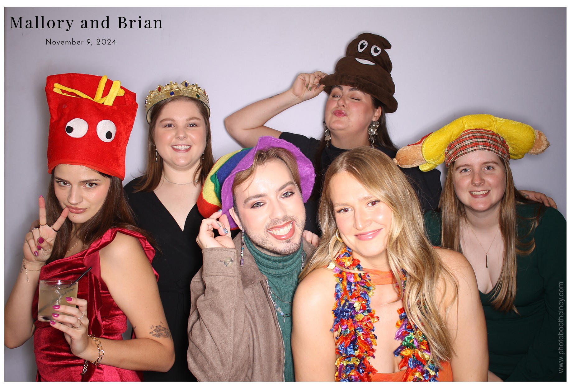 Mallory & Brian  | View more photos from the event at gallery.photoboothcincy.com/u/PhotoBoothCincy/Mallory-Brian