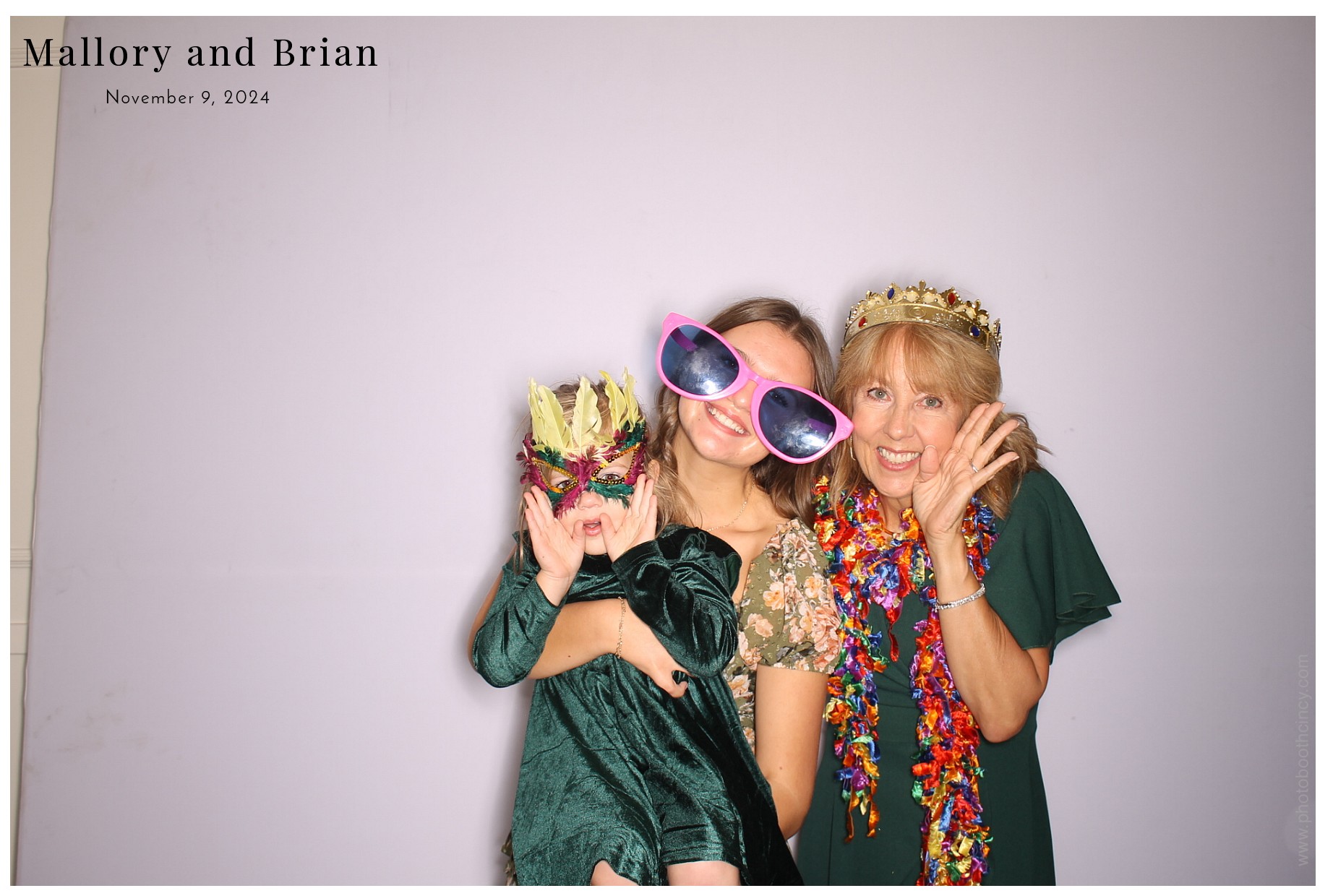Mallory & Brian  | View more photos from the event at gallery.photoboothcincy.com/u/PhotoBoothCincy/Mallory-Brian