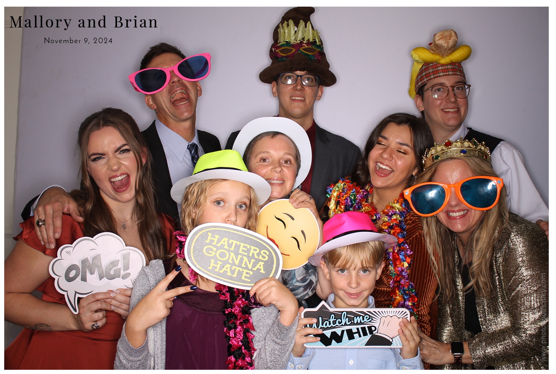 Mallory & Brian  | View more photos from the event at gallery.photoboothcincy.com/u/PhotoBoothCincy/Mallory-Brian
