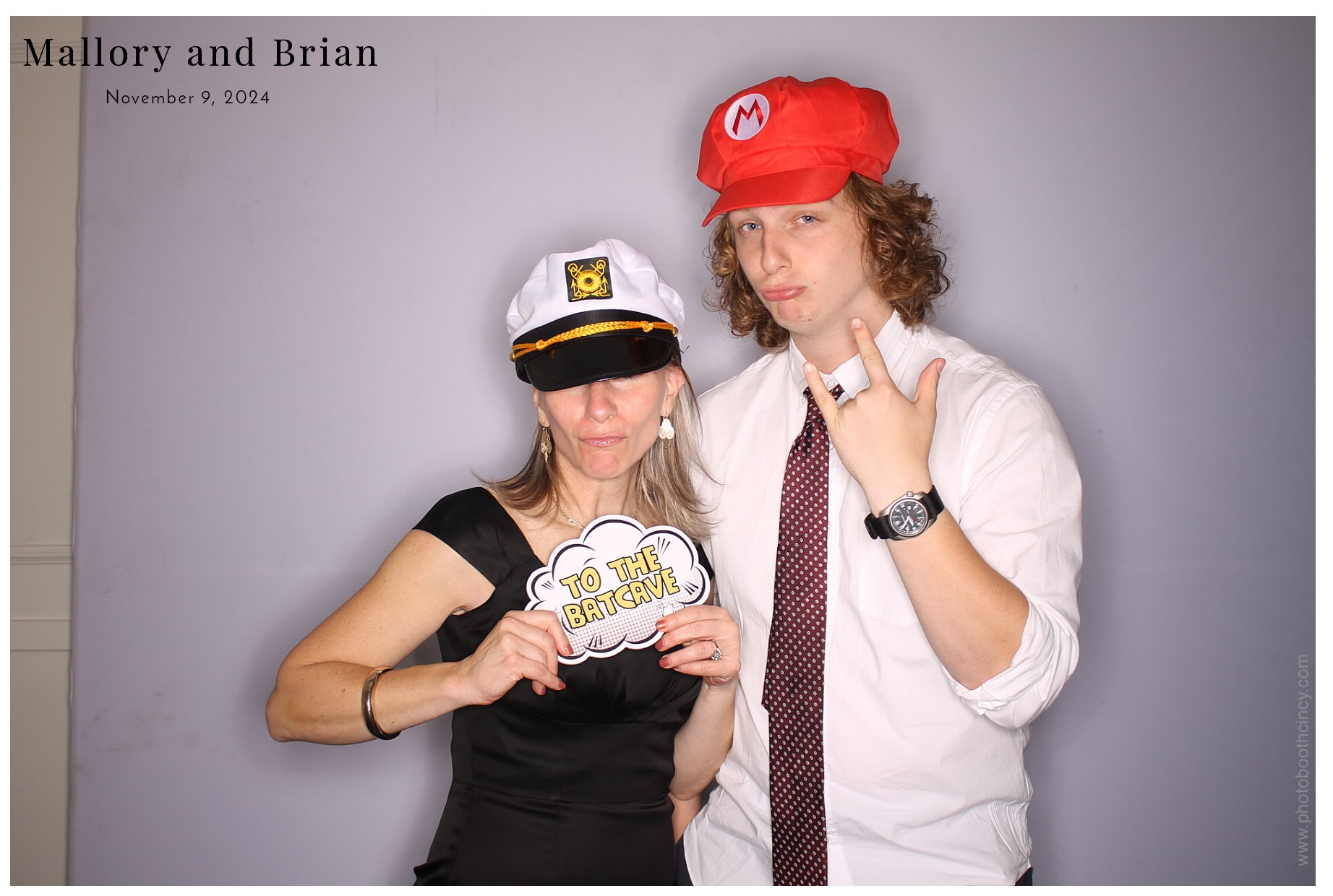 Mallory & Brian  | View more photos from the event at gallery.photoboothcincy.com/u/PhotoBoothCincy/Mallory-Brian