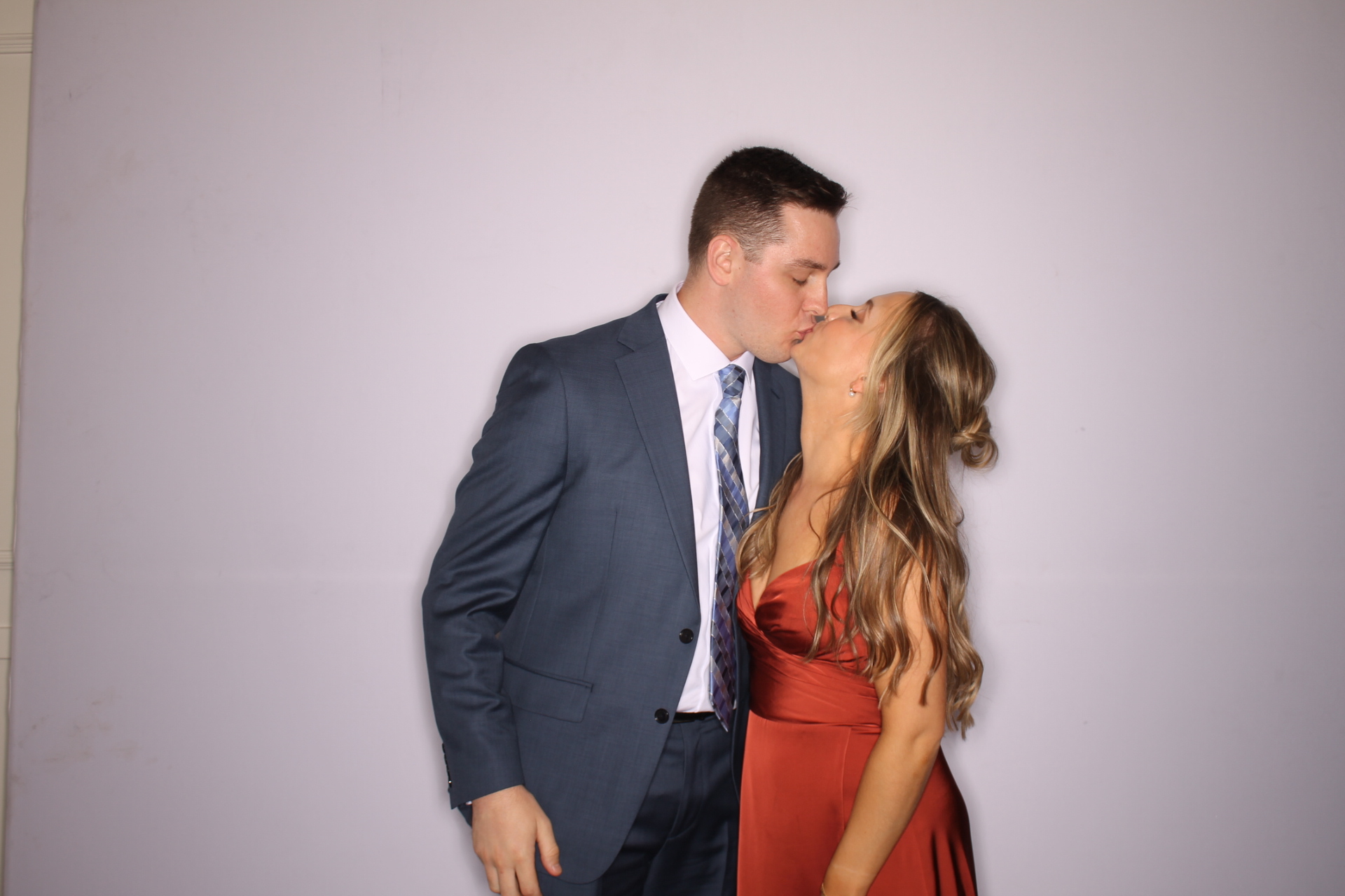 Mallory & Brian  | View more photos from the event at gallery.photoboothcincy.com/u/PhotoBoothCincy/Mallory-Brian