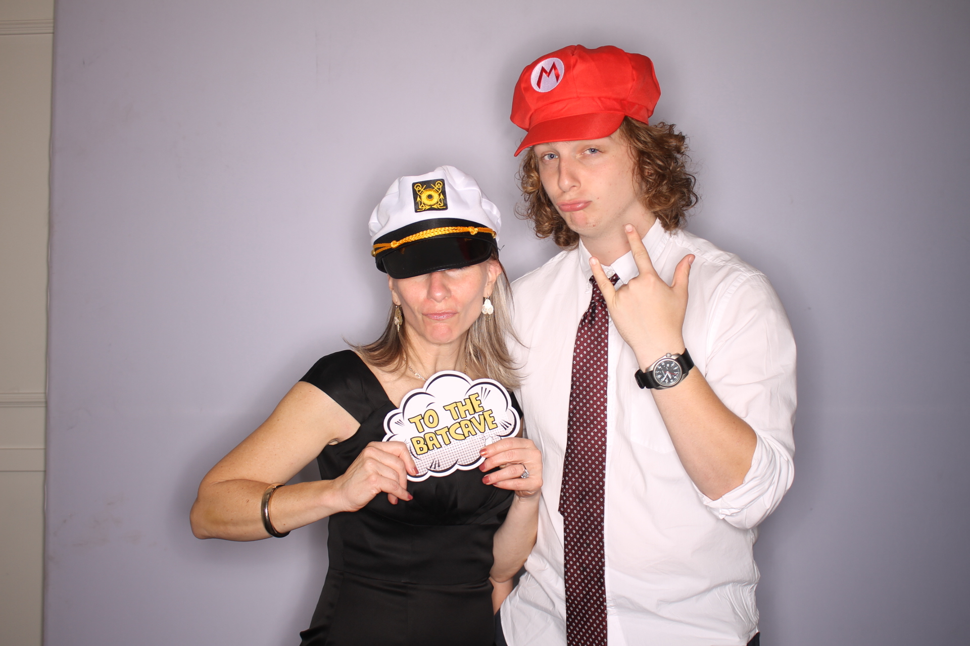 Mallory & Brian  | View more photos from the event at gallery.photoboothcincy.com/u/PhotoBoothCincy/Mallory-Brian