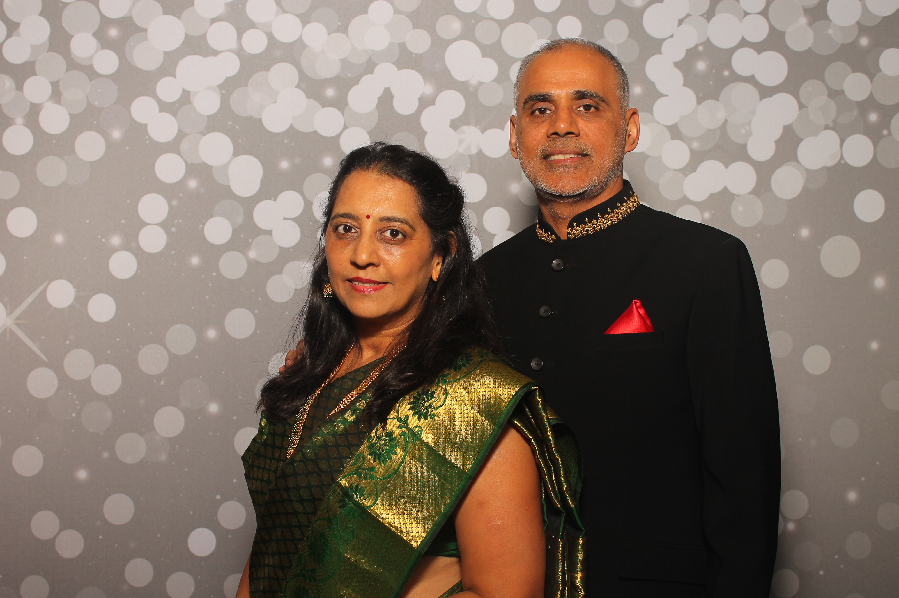 Mayuri & Raj | View more photos from the event at gallery.photoboothcincy.com/u/PhotoBoothCincy/Mayuri-Raj