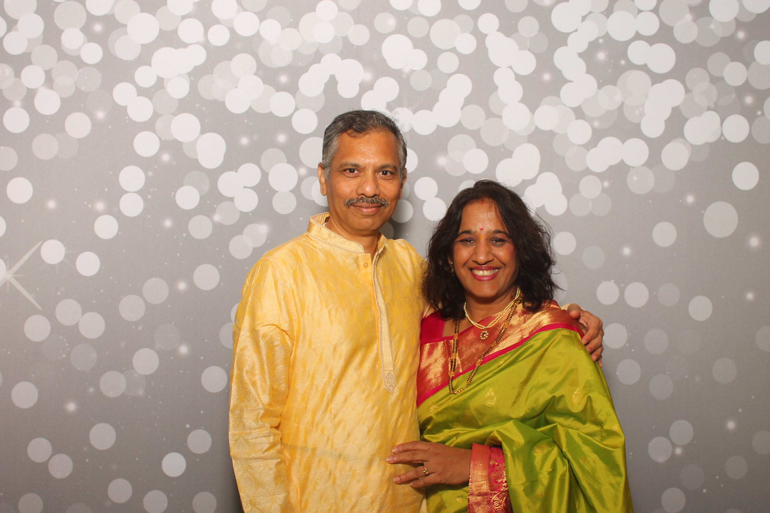 Mayuri & Raj | View more photos from the event at gallery.photoboothcincy.com/u/PhotoBoothCincy/Mayuri-Raj