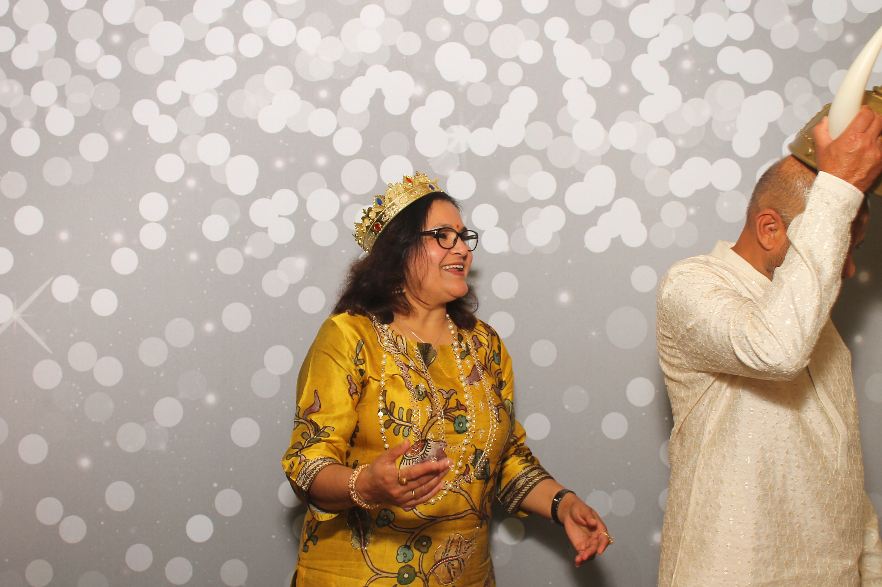 Mayuri & Raj | View more photos from the event at gallery.photoboothcincy.com/u/PhotoBoothCincy/Mayuri-Raj