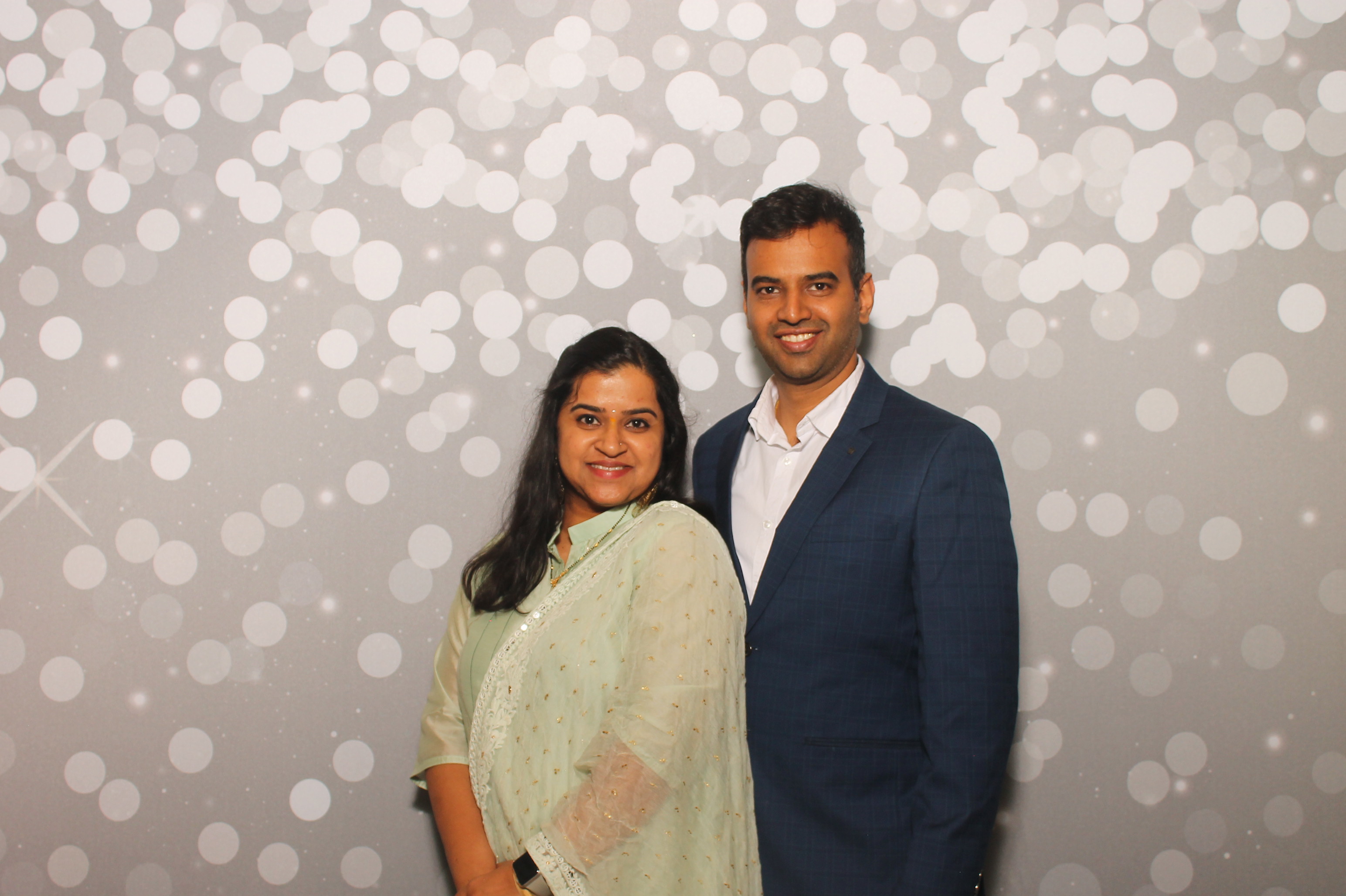 Mayuri & Raj | View more photos from the event at gallery.photoboothcincy.com/u/PhotoBoothCincy/Mayuri-Raj