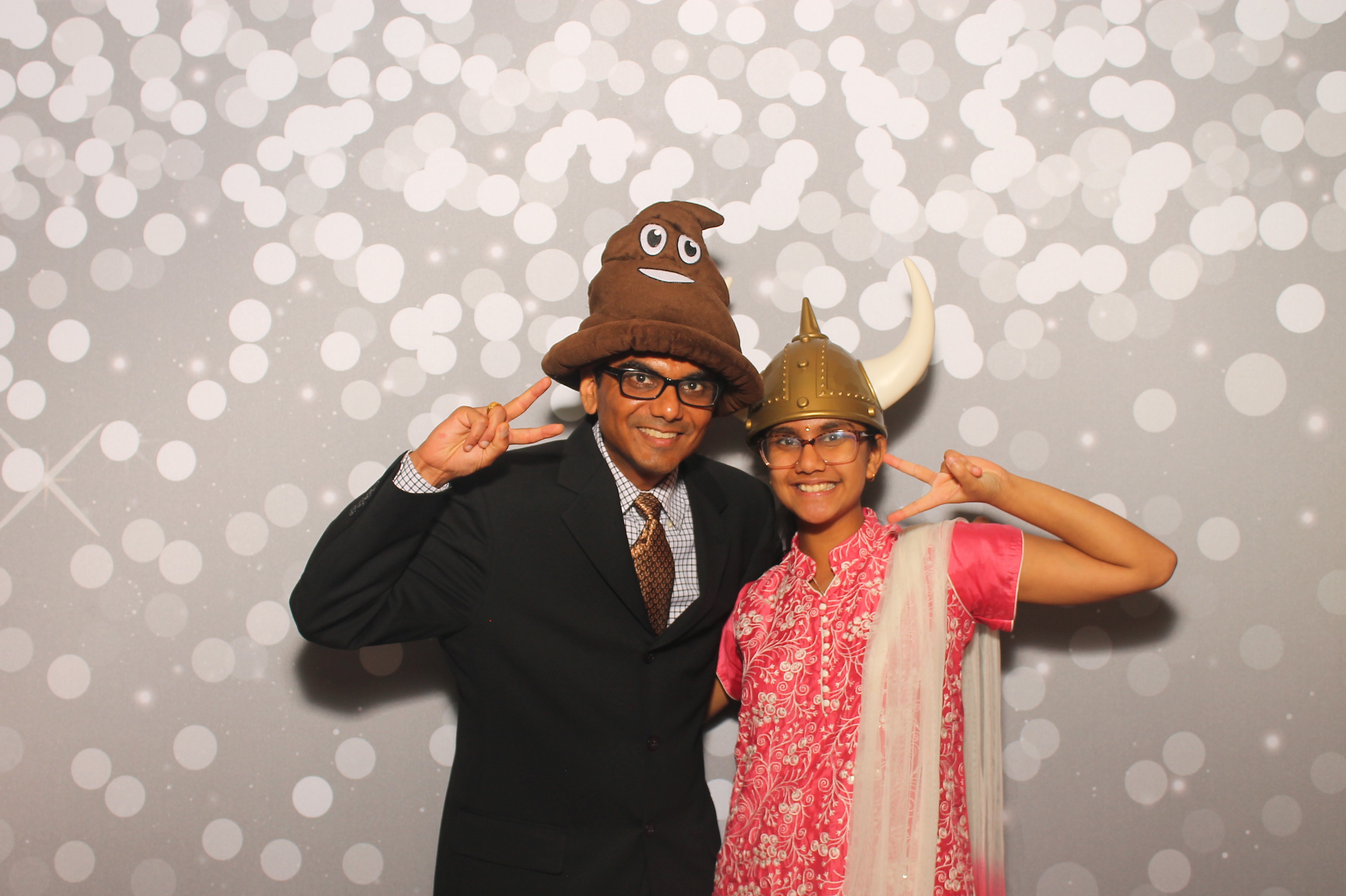 Mayuri & Raj | View more photos from the event at gallery.photoboothcincy.com/u/PhotoBoothCincy/Mayuri-Raj