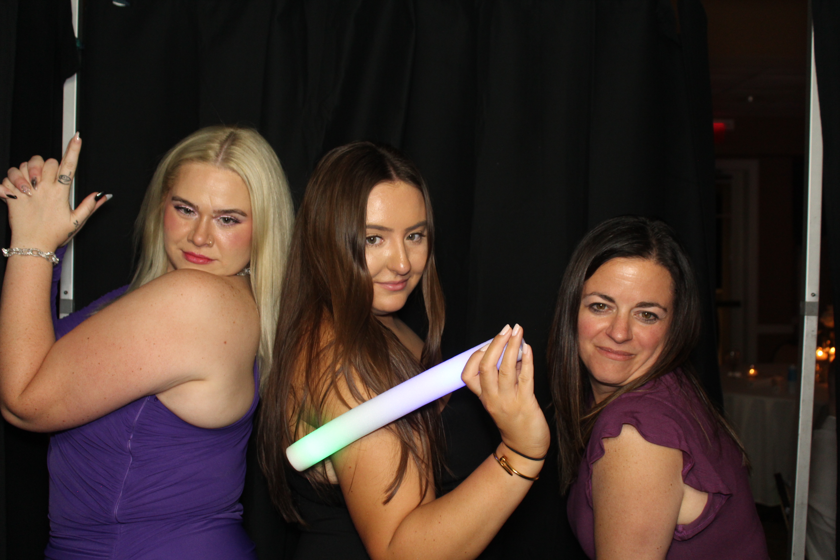 Megan & Alex | View more photos from the event at gallery.photoboothcincy.com/u/PhotoBoothCincy/Megan-Alex