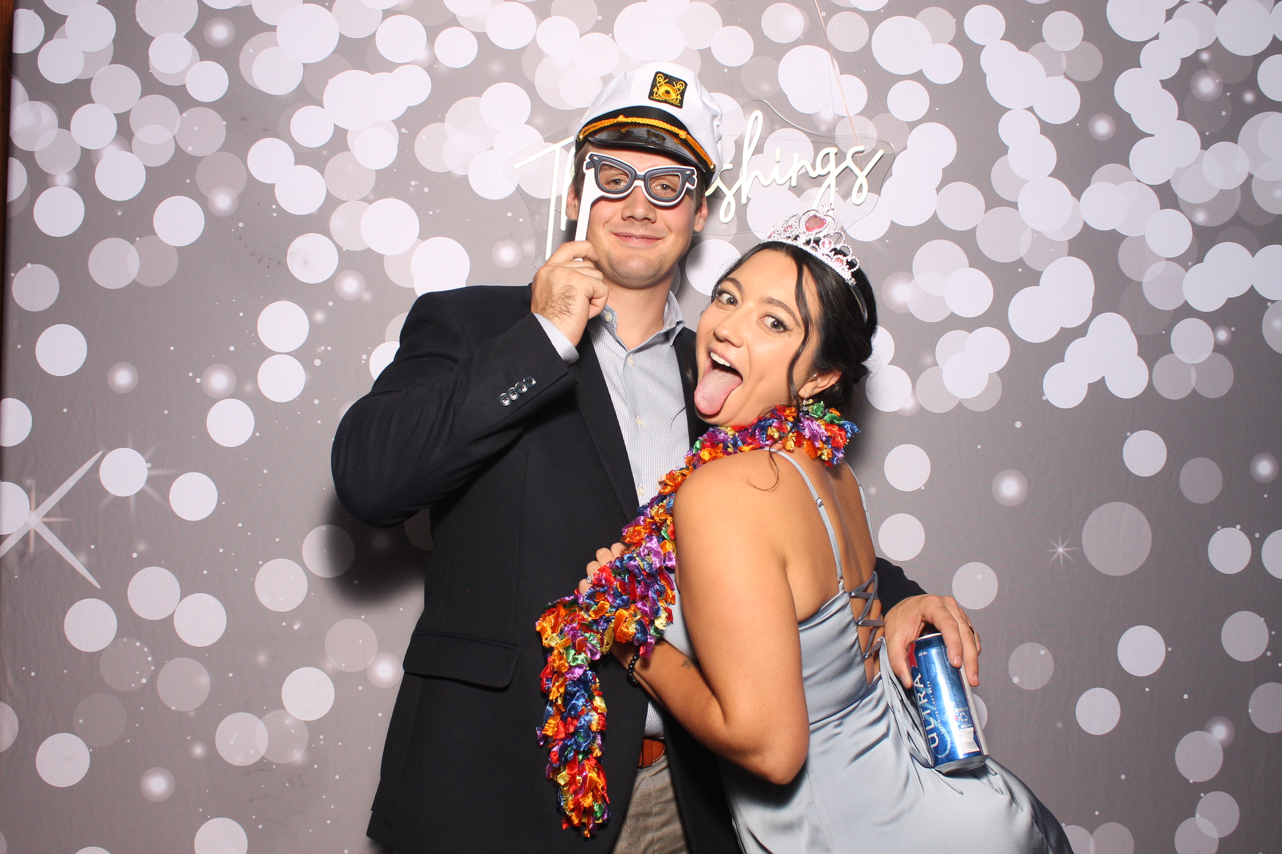Mike & Marissa  | View more photos from the event at gallery.photoboothcincy.com/u/PhotoBoothCincy/Mike-Marissa