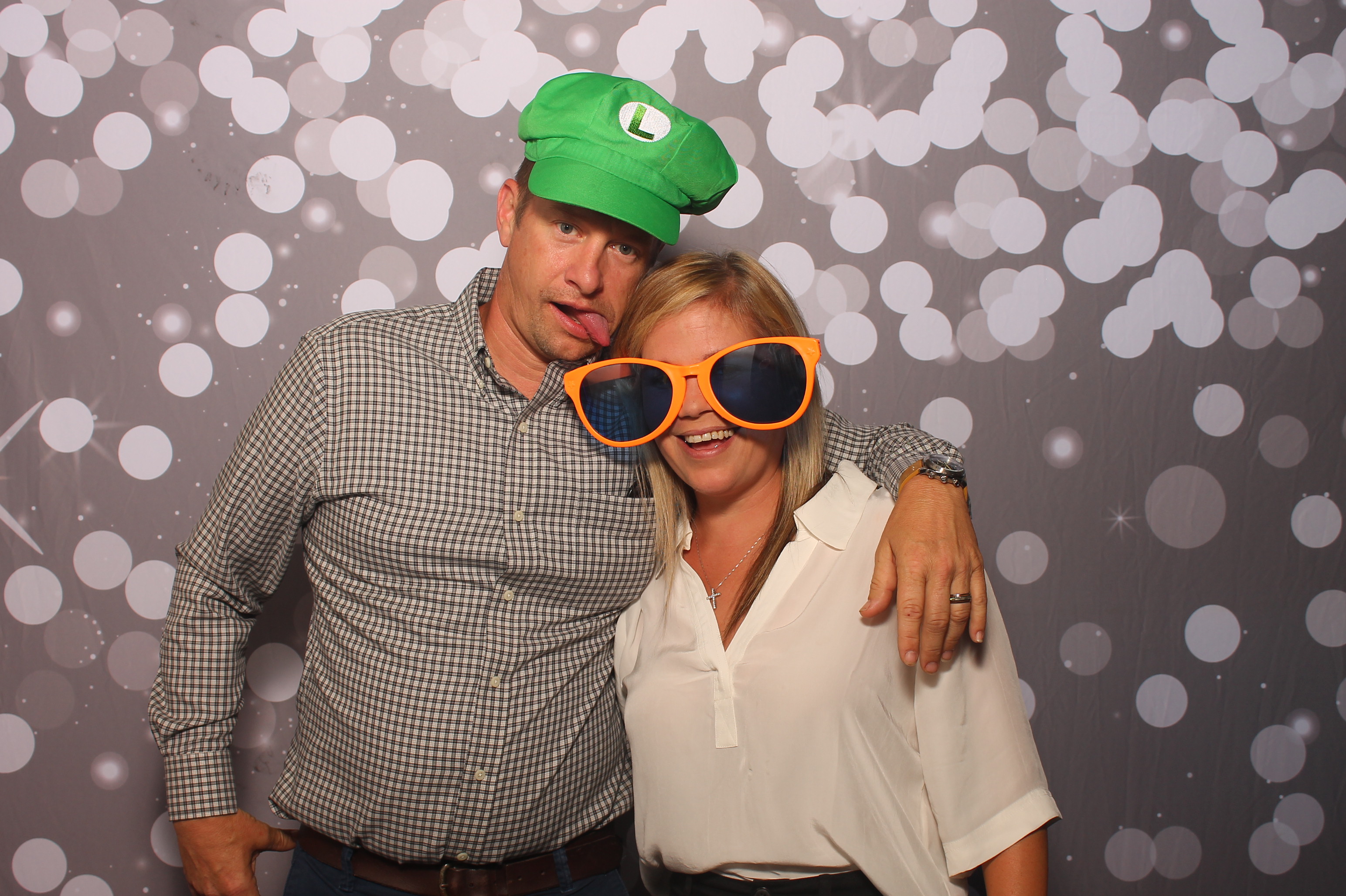 Miller & JJ  | View more photos from the event at gallery.photoboothcincy.com/u/PhotoBoothCincy/Miller-JJ