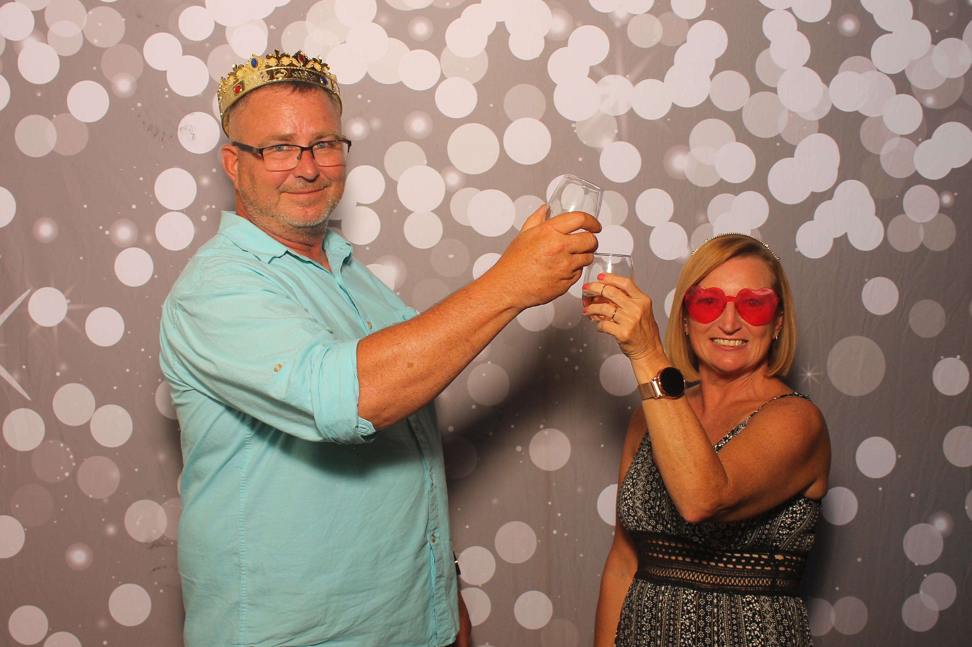 Miller & JJ  | View more photos from the event at gallery.photoboothcincy.com/u/PhotoBoothCincy/Miller-JJ