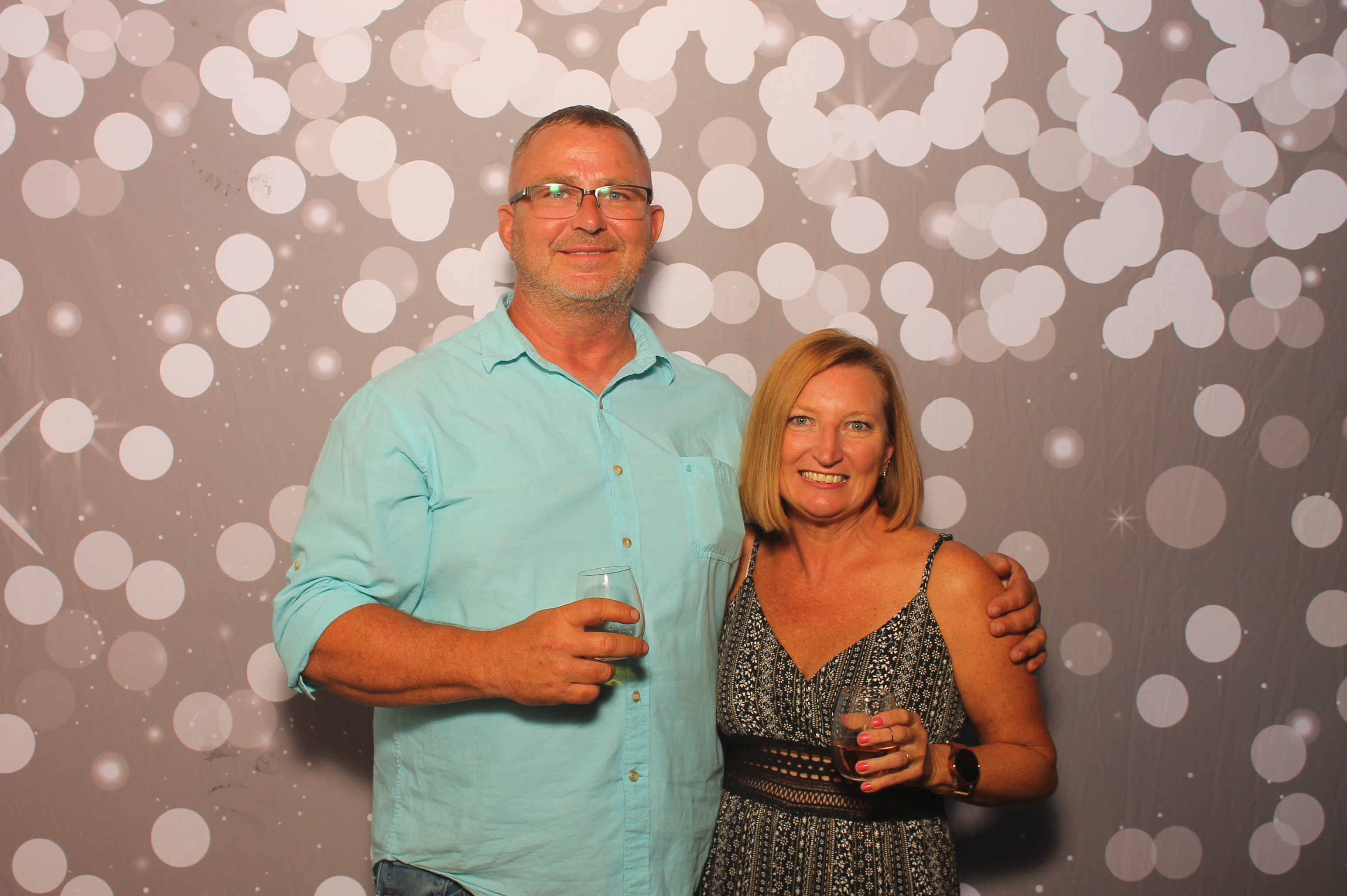 Miller & JJ  | View more photos from the event at gallery.photoboothcincy.com/u/PhotoBoothCincy/Miller-JJ