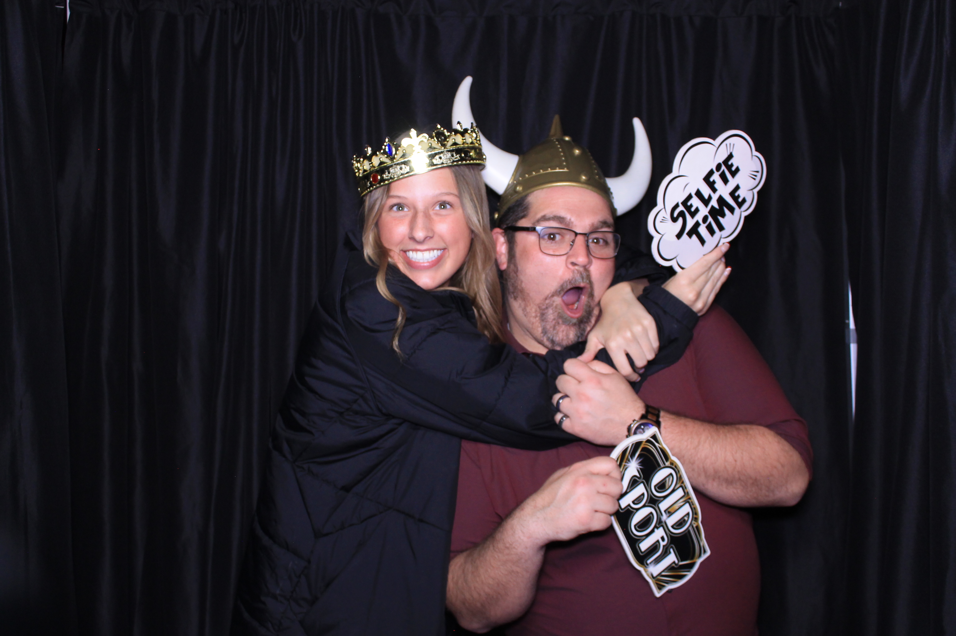 Molly & Eric's Wedding | View more photos from the event at gallery.photoboothcincy.com/u/PhotoBoothCincy/Molly-Erics-Wedding