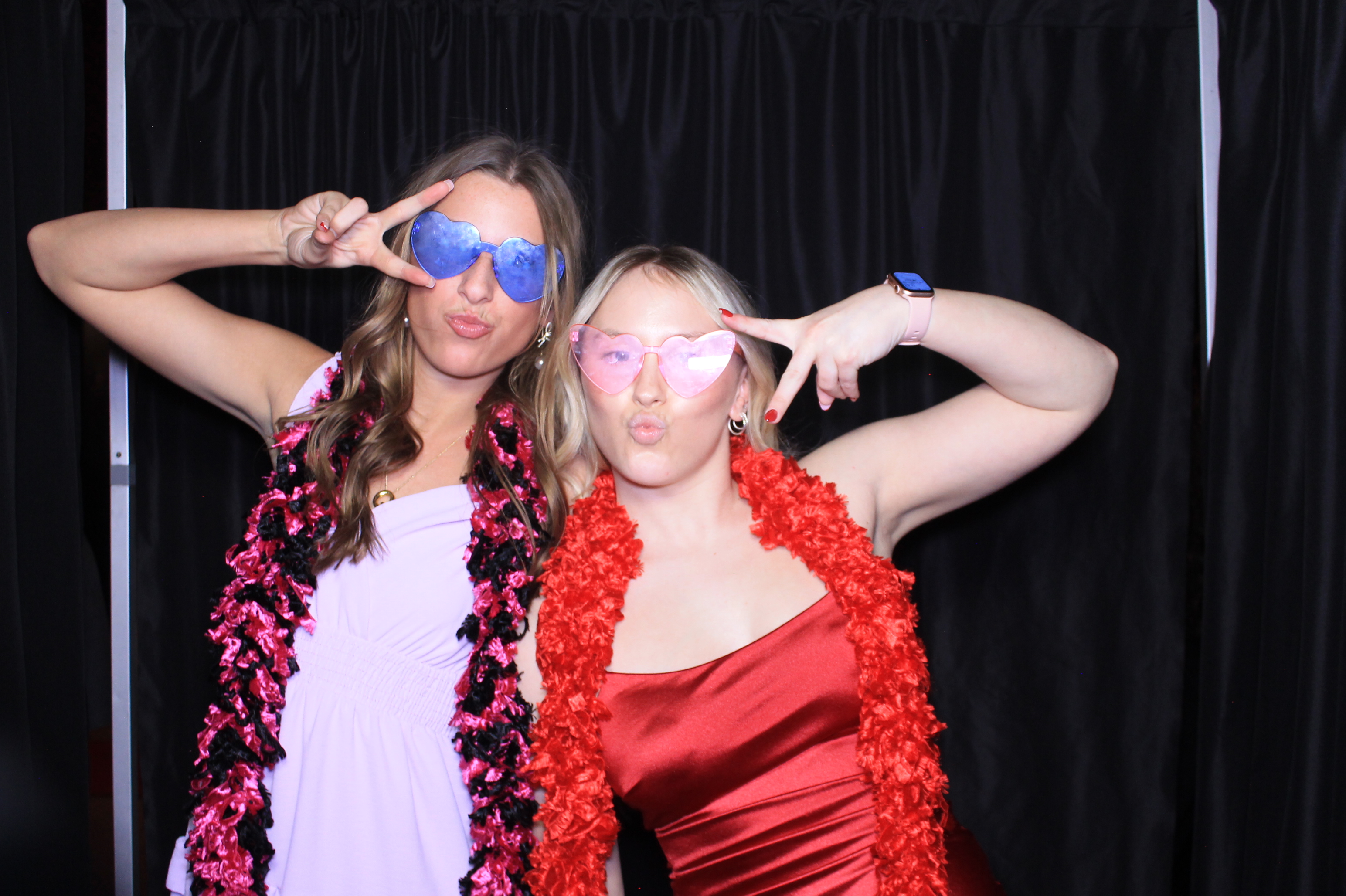 Molly & Eric's Wedding | View more photos from the event at gallery.photoboothcincy.com/u/PhotoBoothCincy/Molly-Erics-Wedding