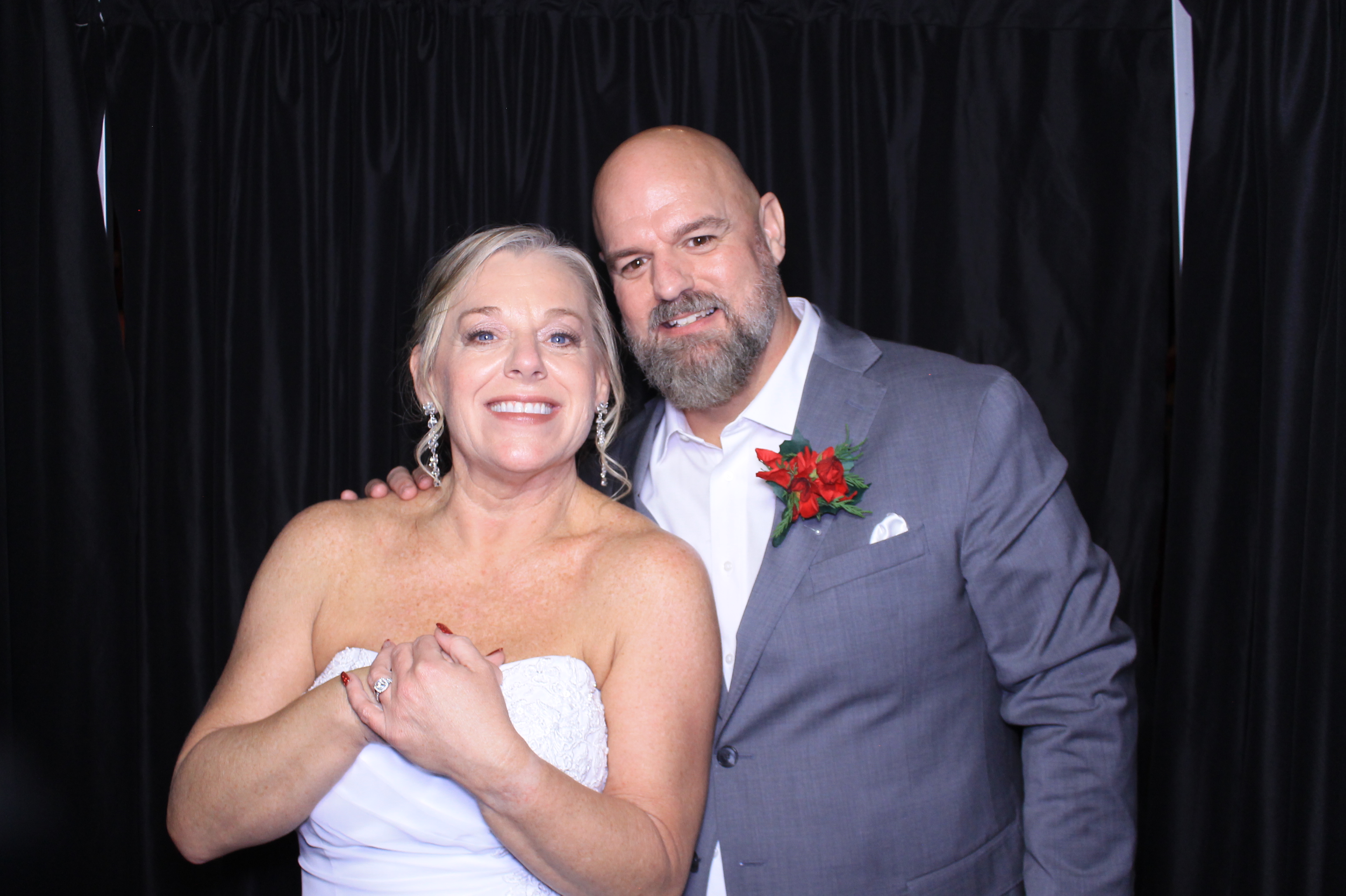 Molly & Eric's Wedding | View more photos from the event at gallery.photoboothcincy.com/u/PhotoBoothCincy/Molly-Erics-Wedding
