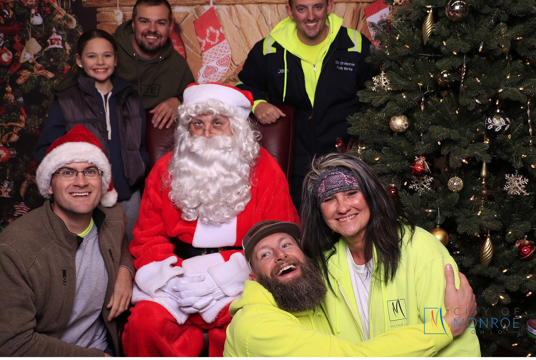 Monroe Christmas on the Plaza | View more photos from the event at gallery.photoboothcincy.com/u/PhotoBoothCincy/Monroe-Christmas-on-the-Plaza