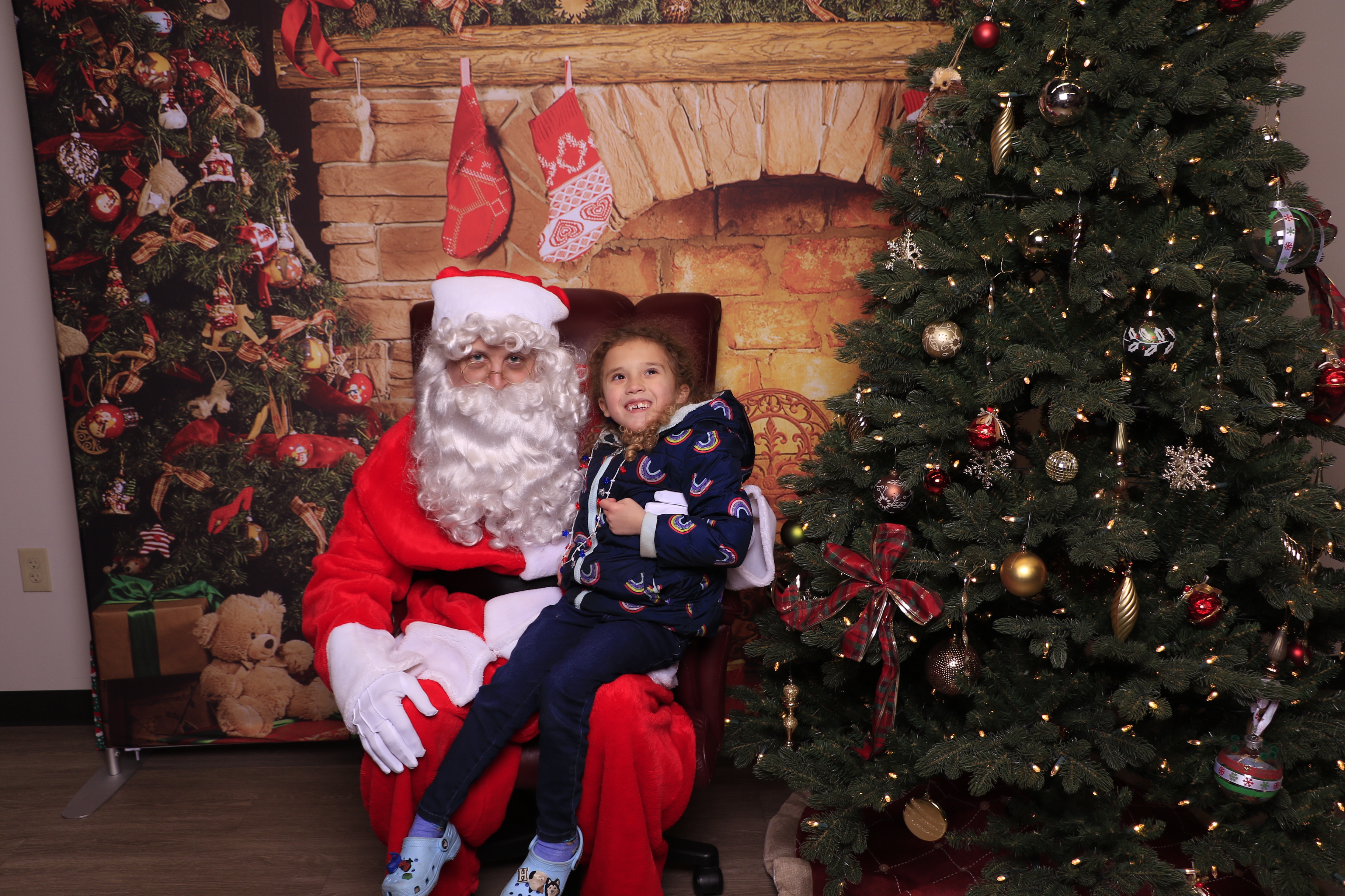 Monroe Christmas on the Plaza | View more photos from the event at gallery.photoboothcincy.com/u/PhotoBoothCincy/Monroe-Christmas-on-the-Plaza