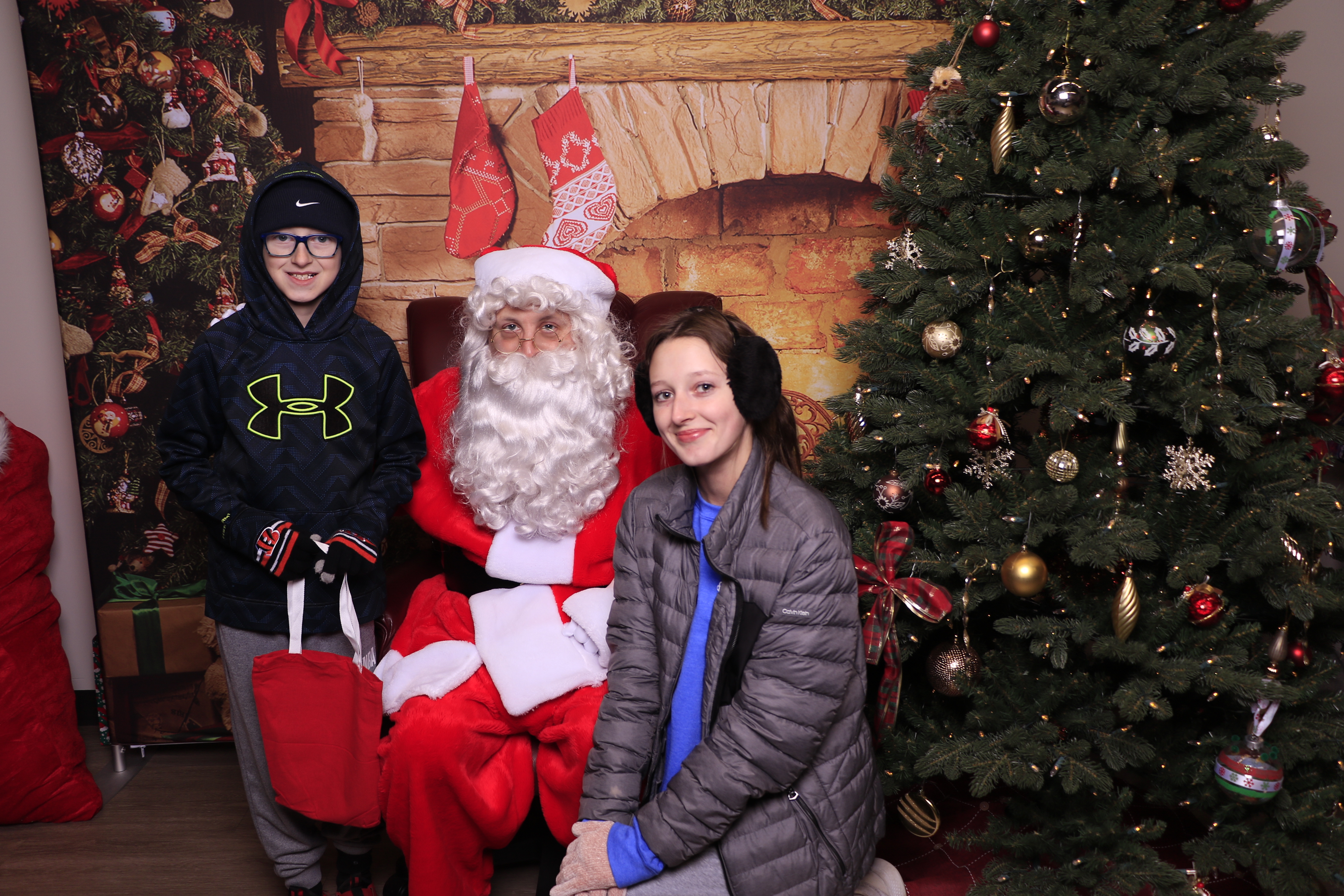 Monroe Christmas on the Plaza | View more photos from the event at gallery.photoboothcincy.com/u/PhotoBoothCincy/Monroe-Christmas-on-the-Plaza