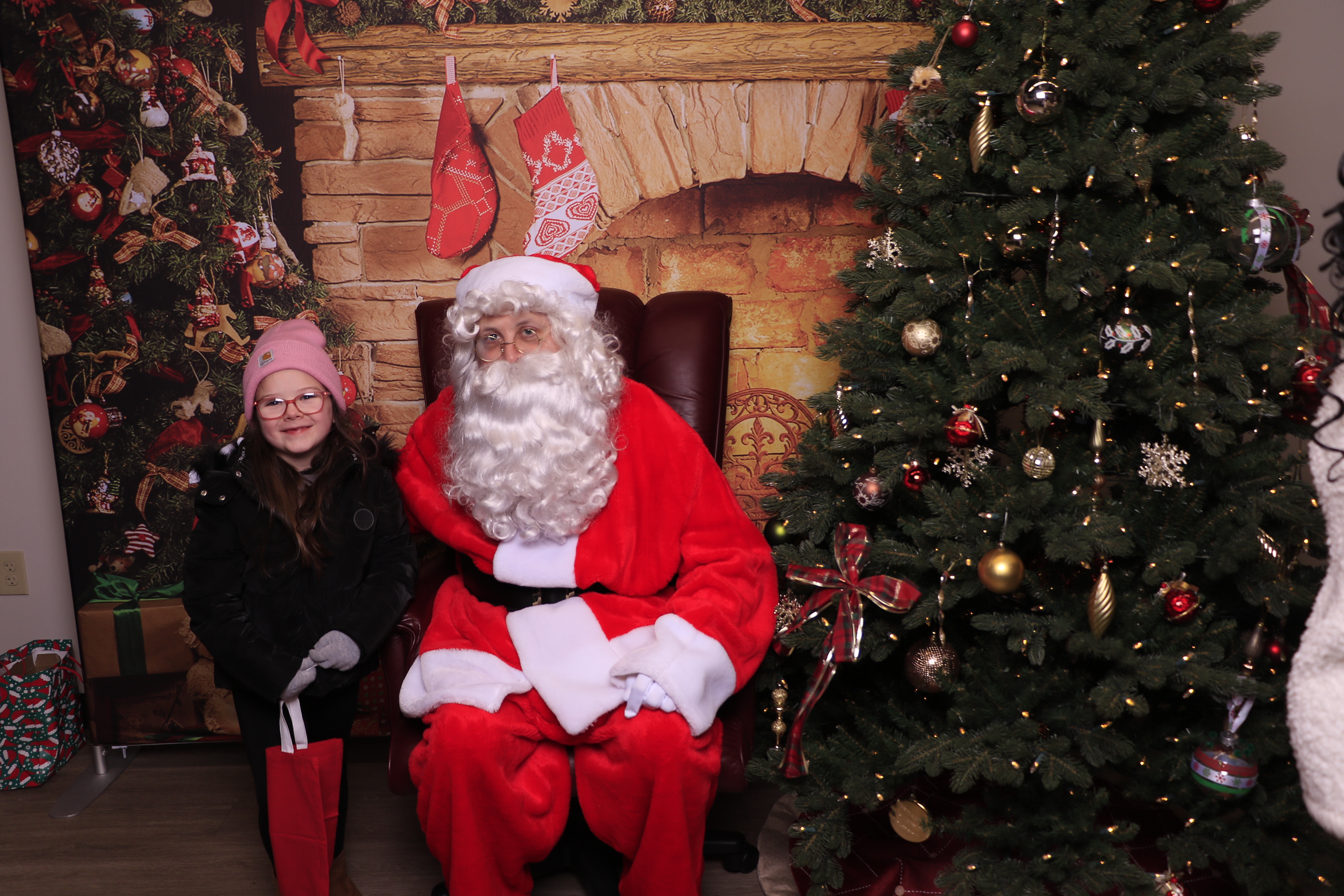 Monroe Christmas on the Plaza | View more photos from the event at gallery.photoboothcincy.com/u/PhotoBoothCincy/Monroe-Christmas-on-the-Plaza
