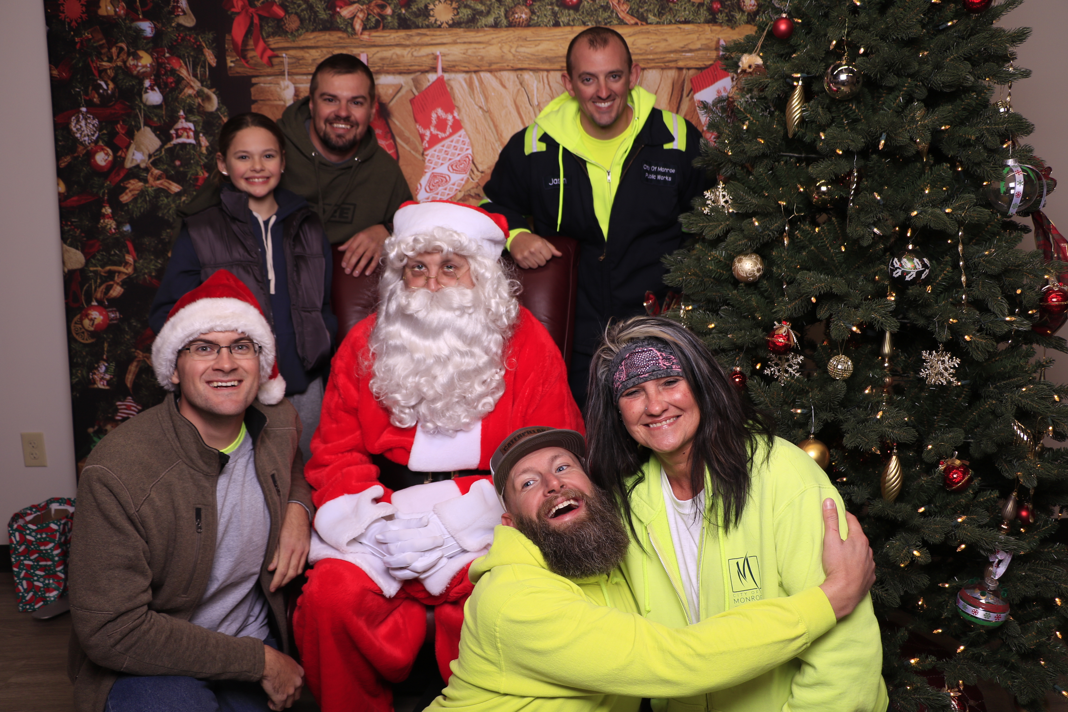 Monroe Christmas on the Plaza | View more photos from the event at gallery.photoboothcincy.com/u/PhotoBoothCincy/Monroe-Christmas-on-the-Plaza