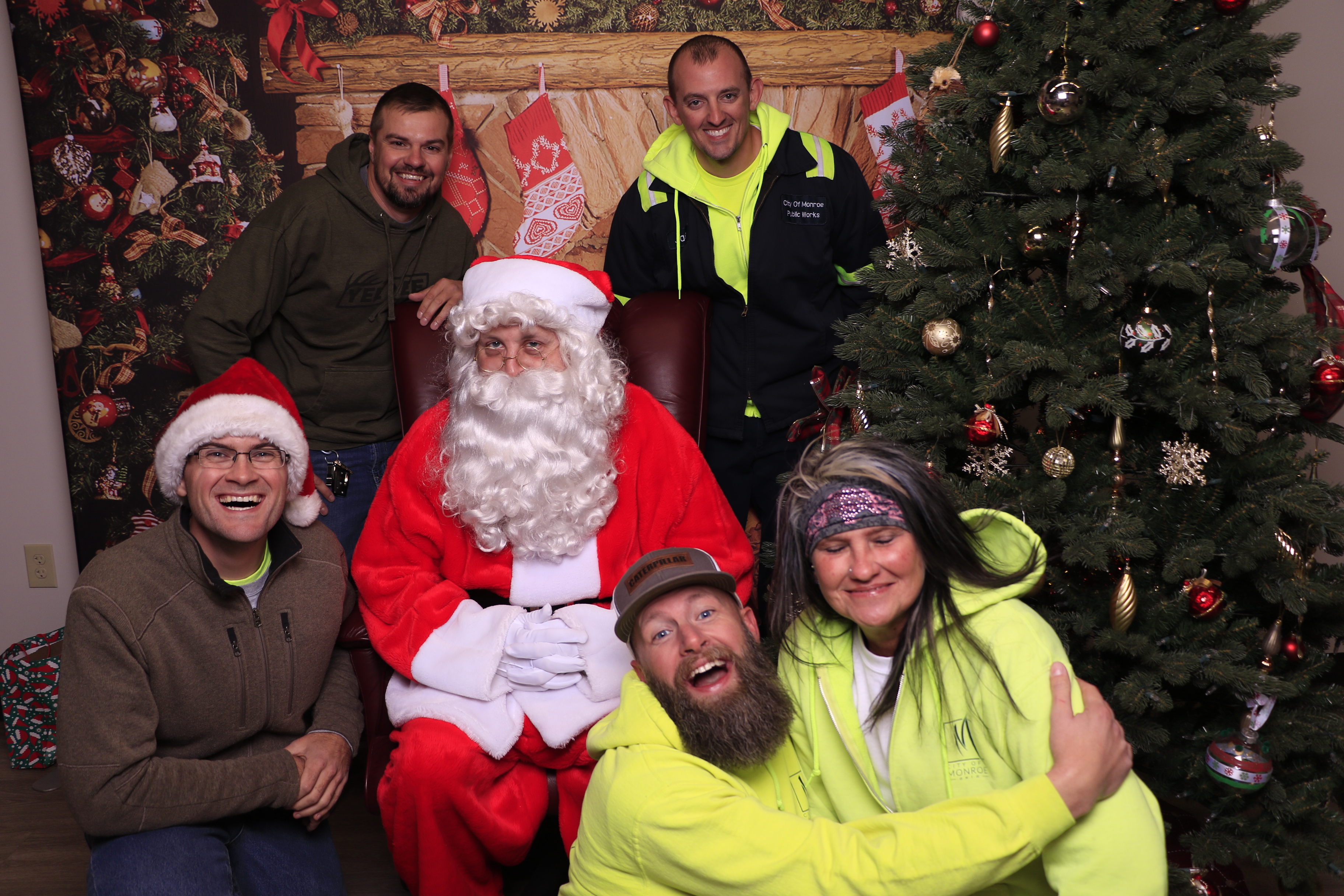 Monroe Christmas on the Plaza | View more photos from the event at gallery.photoboothcincy.com/u/PhotoBoothCincy/Monroe-Christmas-on-the-Plaza