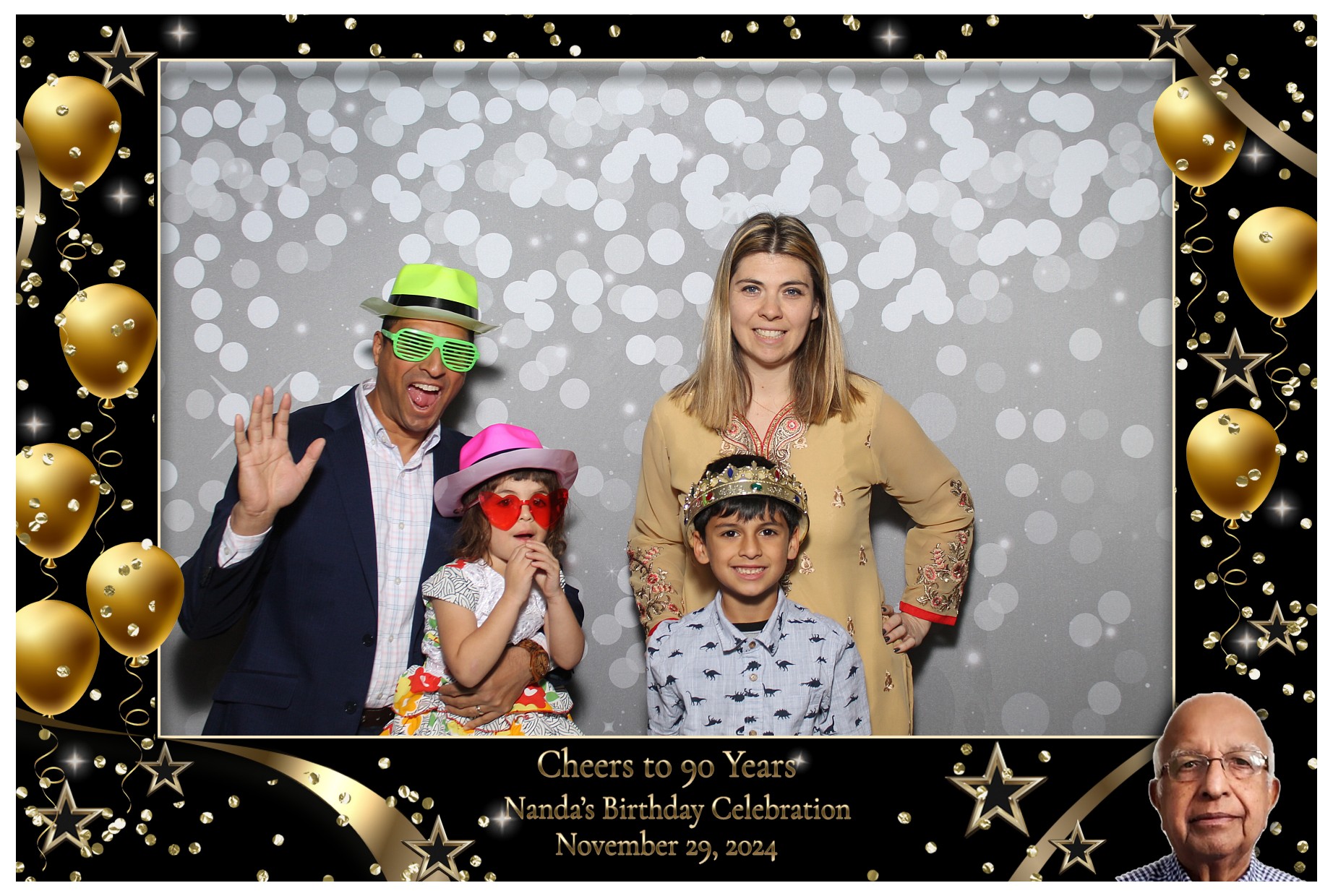 Nanda's 90th! | View more photos from the event at gallery.photoboothcincy.com/u/PhotoBoothCincy/Nandas-90th